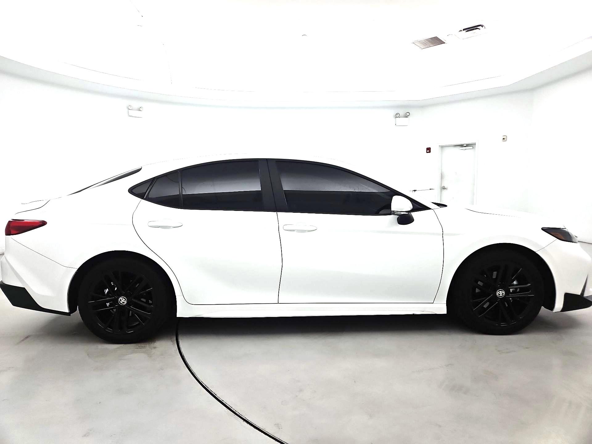 Thumbnail: 2025 Toyota Camry - 4