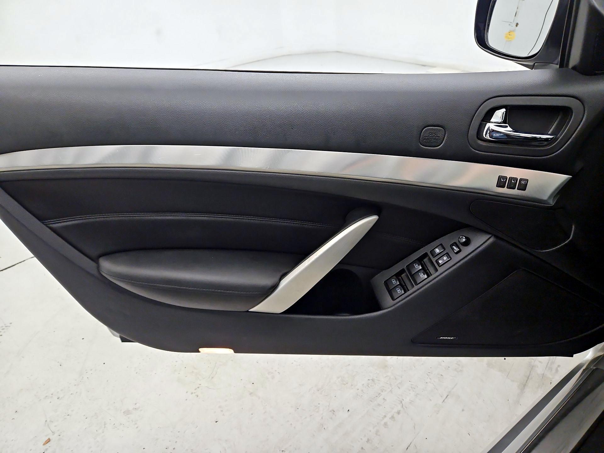 Thumbnail: 2014 INFINITI Q60 - 12