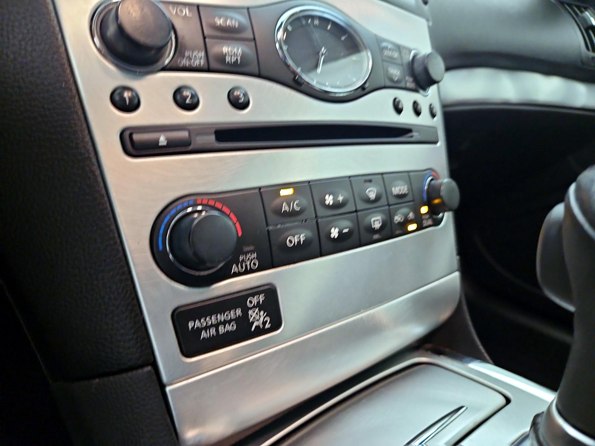 Thumbnail: 2014 INFINITI Q60 - 17