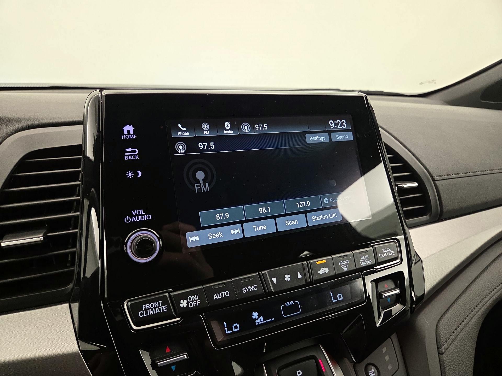 Thumbnail: 2023 Honda Odyssey - 15