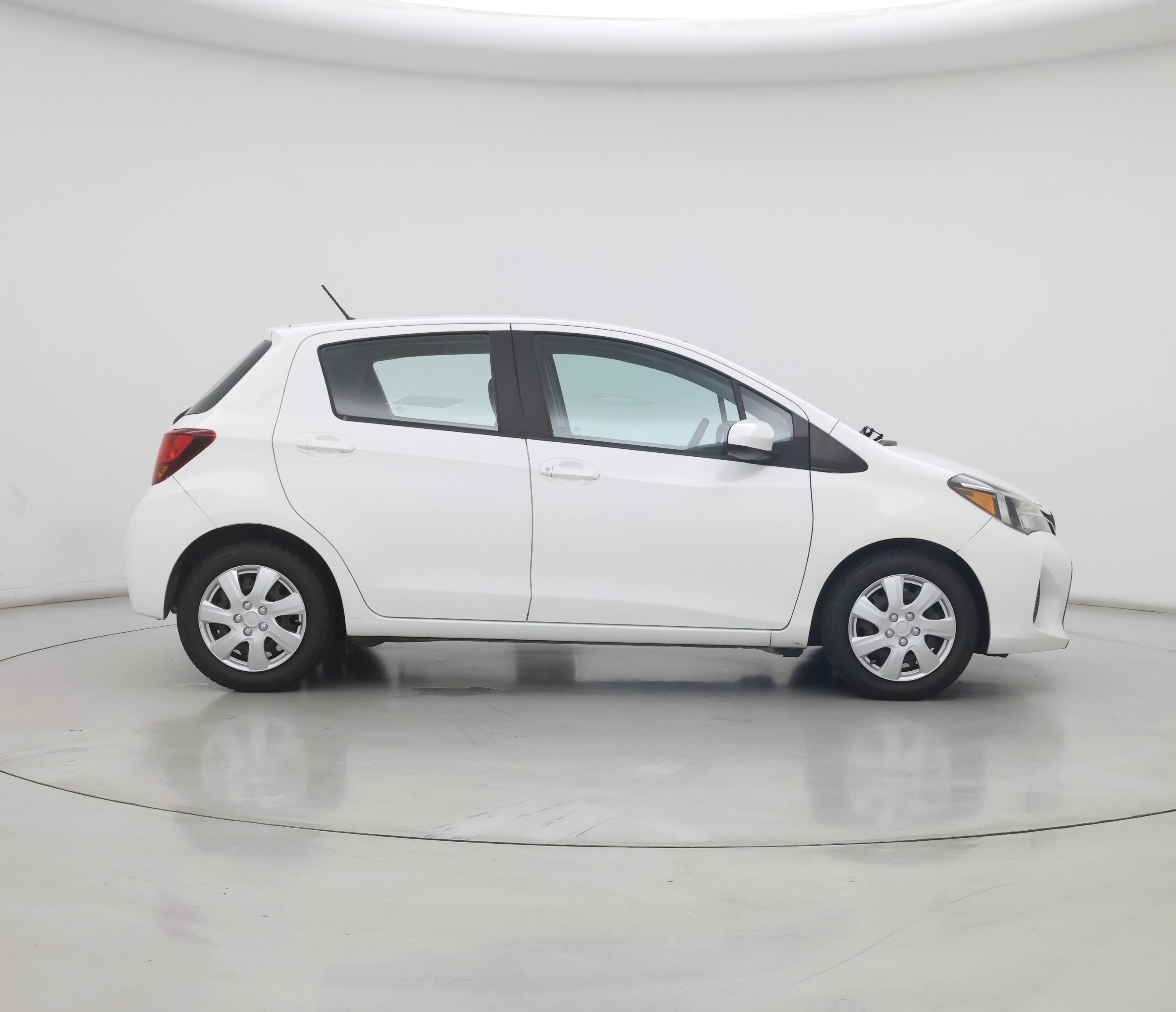 Thumbnail: 2015 Toyota Yaris - 7