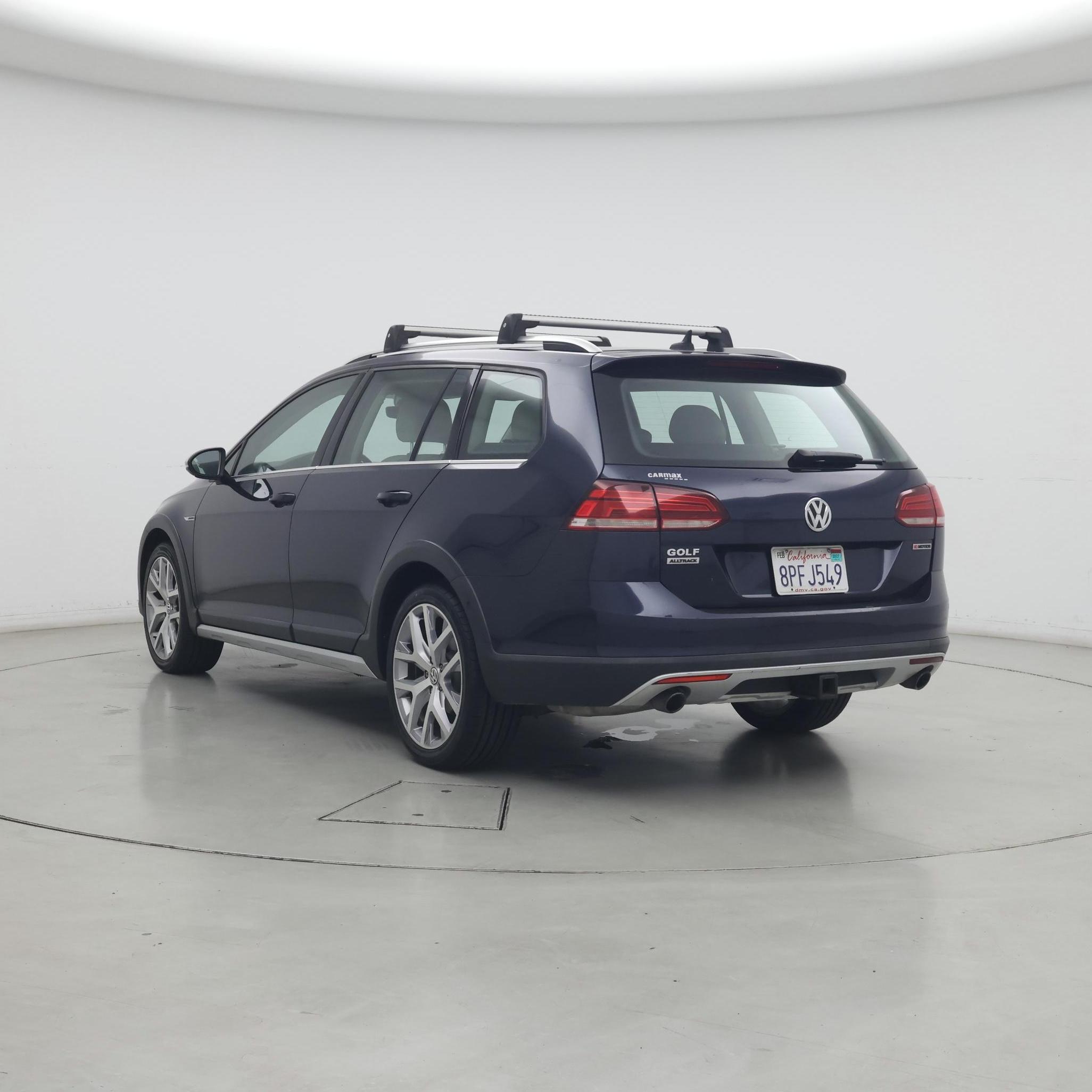 Thumbnail: 2019 Volkswagen Golf - 2