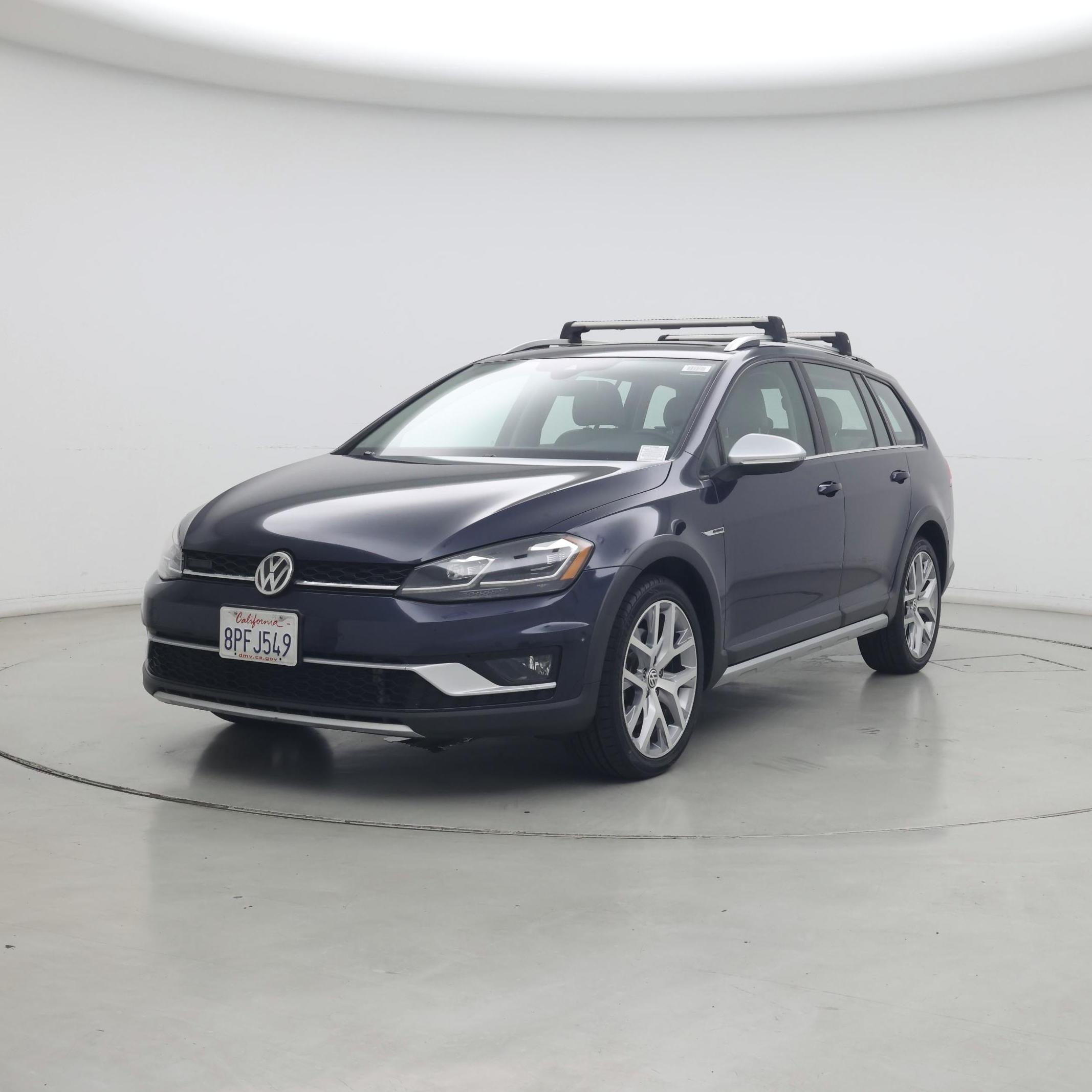 Thumbnail: 2019 Volkswagen Golf - 4
