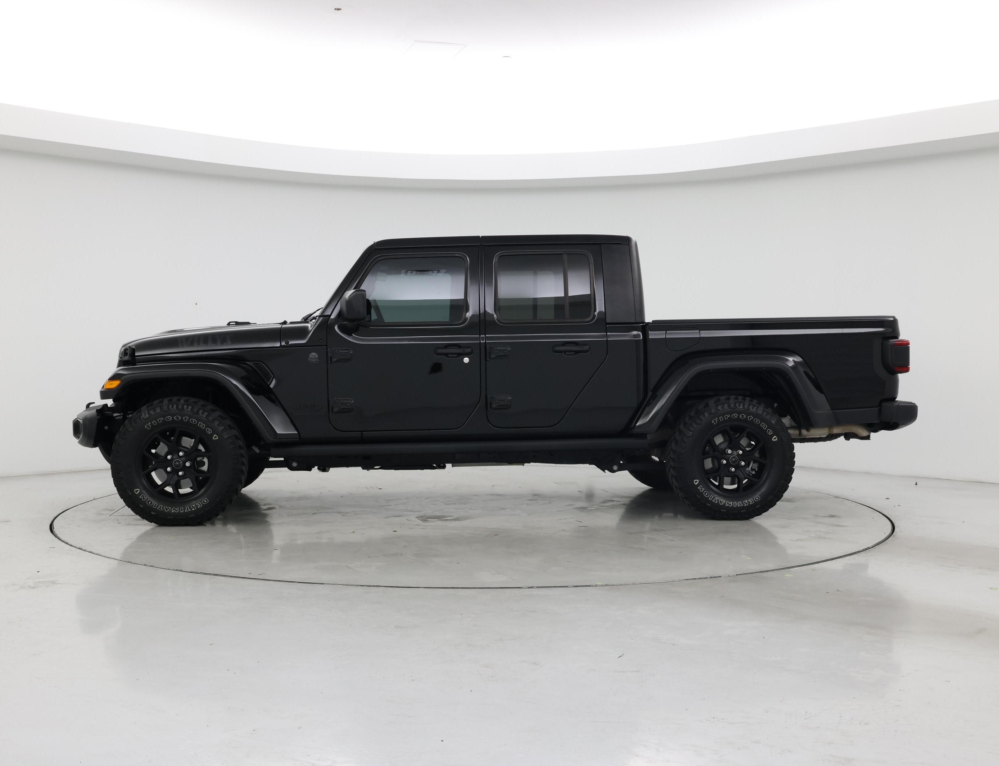 Thumbnail: 2024 Jeep Gladiator - 3