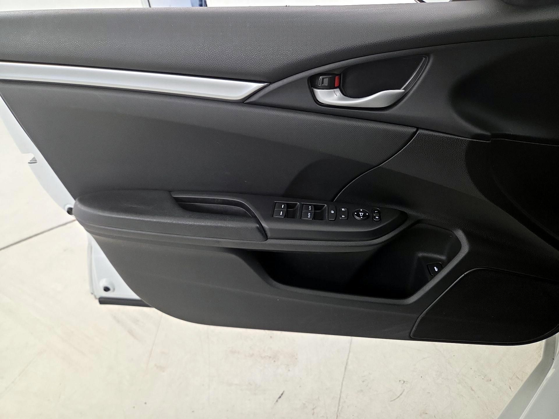 Thumbnail: 2020 Honda Civic - 12