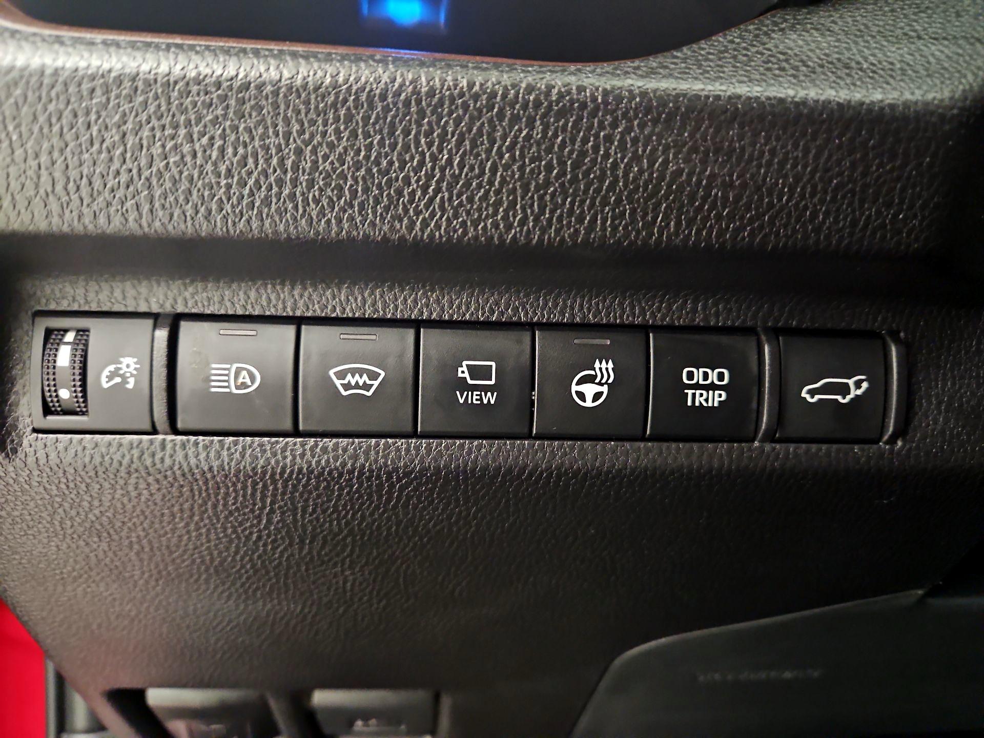 Thumbnail: 2025 Toyota RAV4 - 13