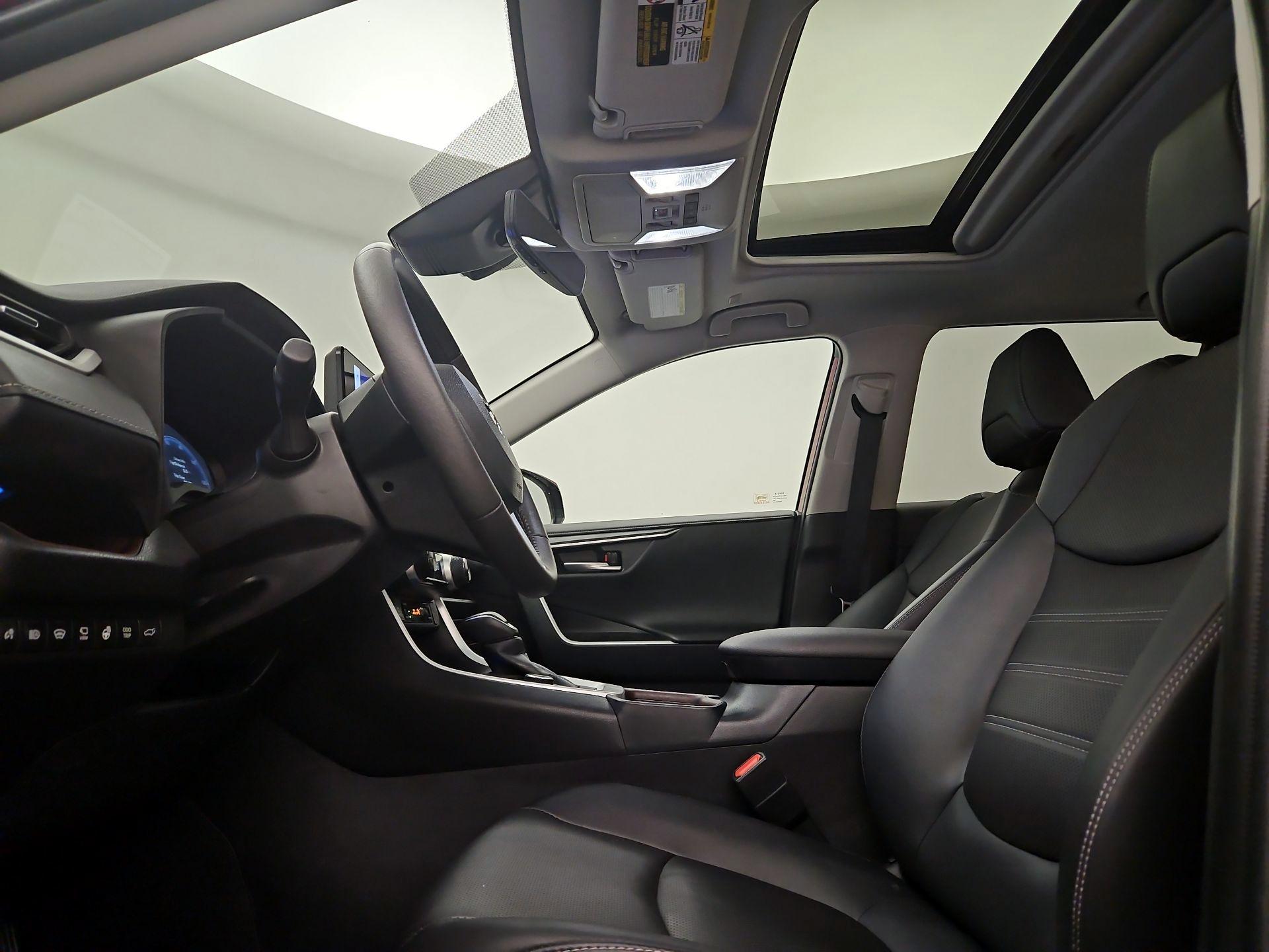 Thumbnail: 2025 Toyota RAV4 - 19
