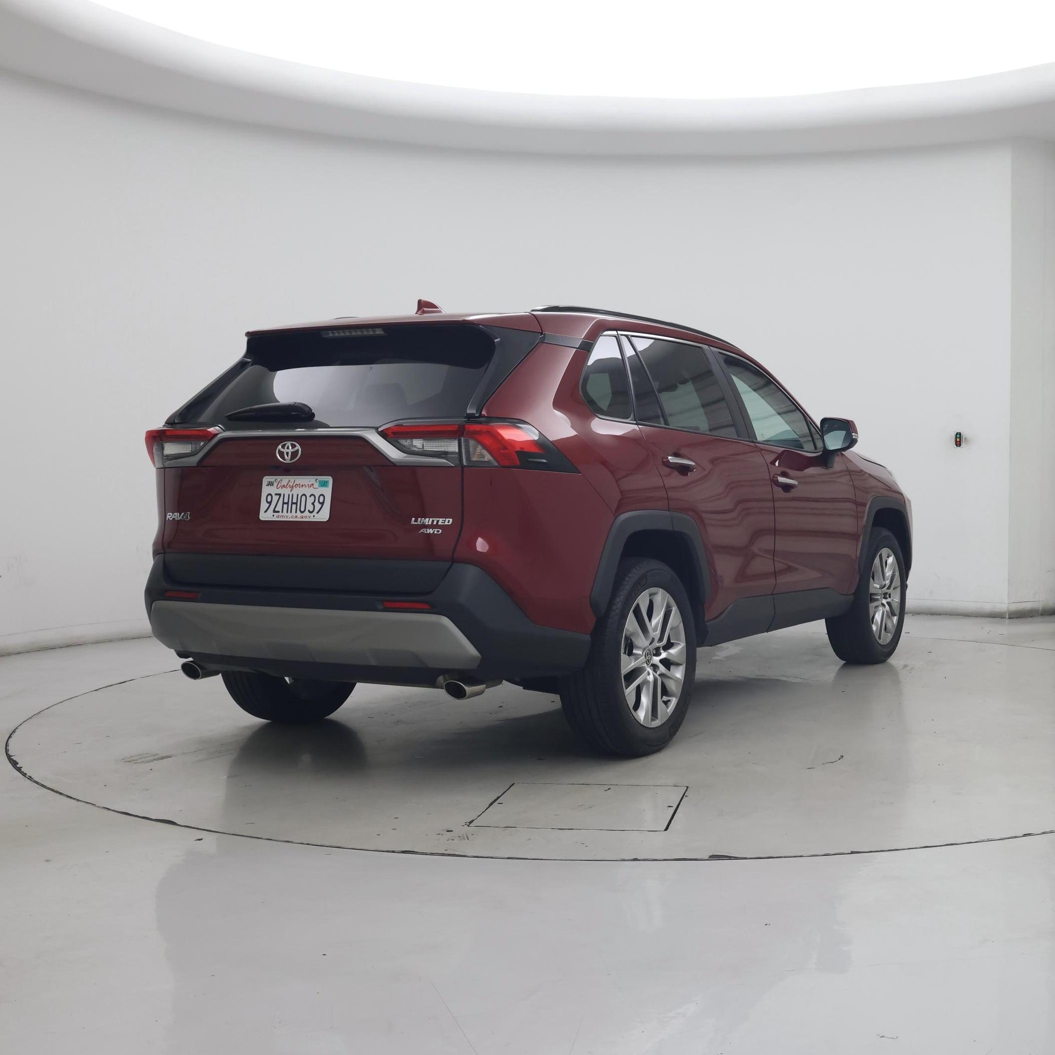 Thumbnail: 2025 Toyota RAV4 - 8