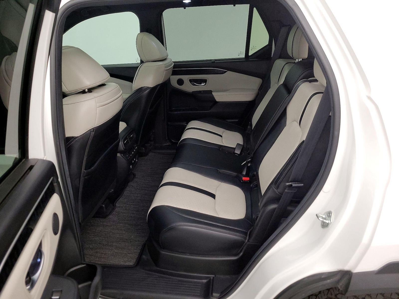 Rear Air Conditioning