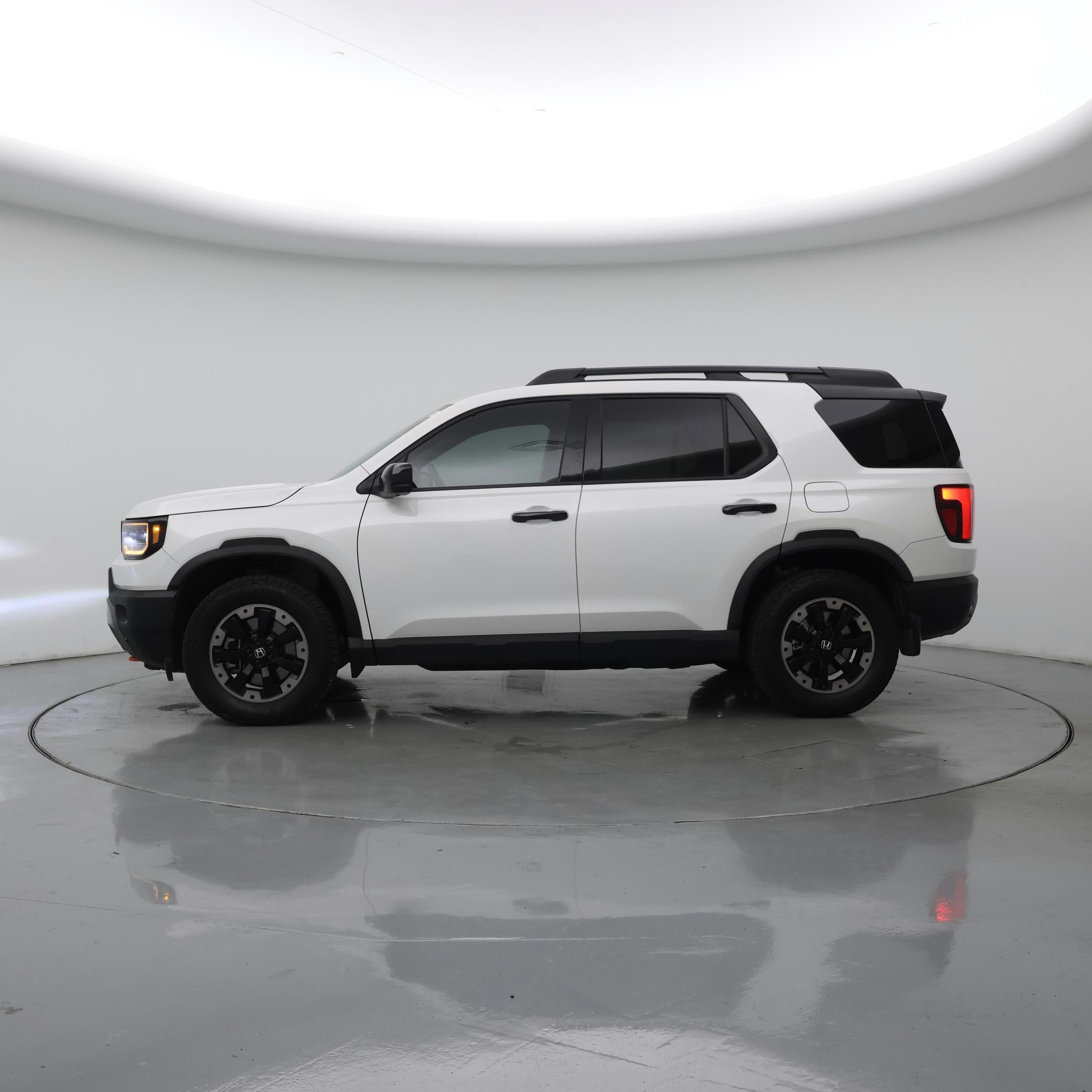 Thumbnail: 2026 Honda Passport - 3