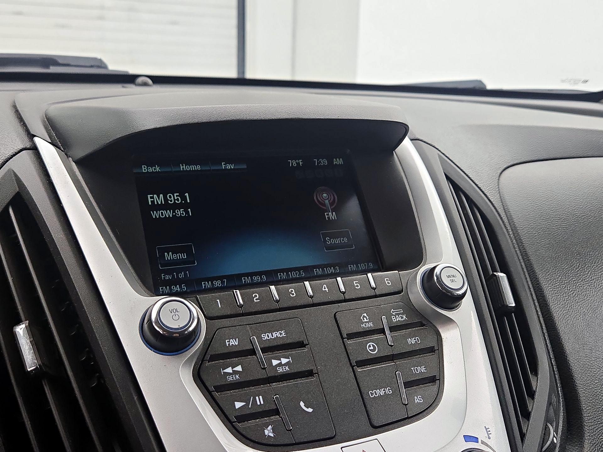 Thumbnail: 2016 Chevrolet Equinox - 14