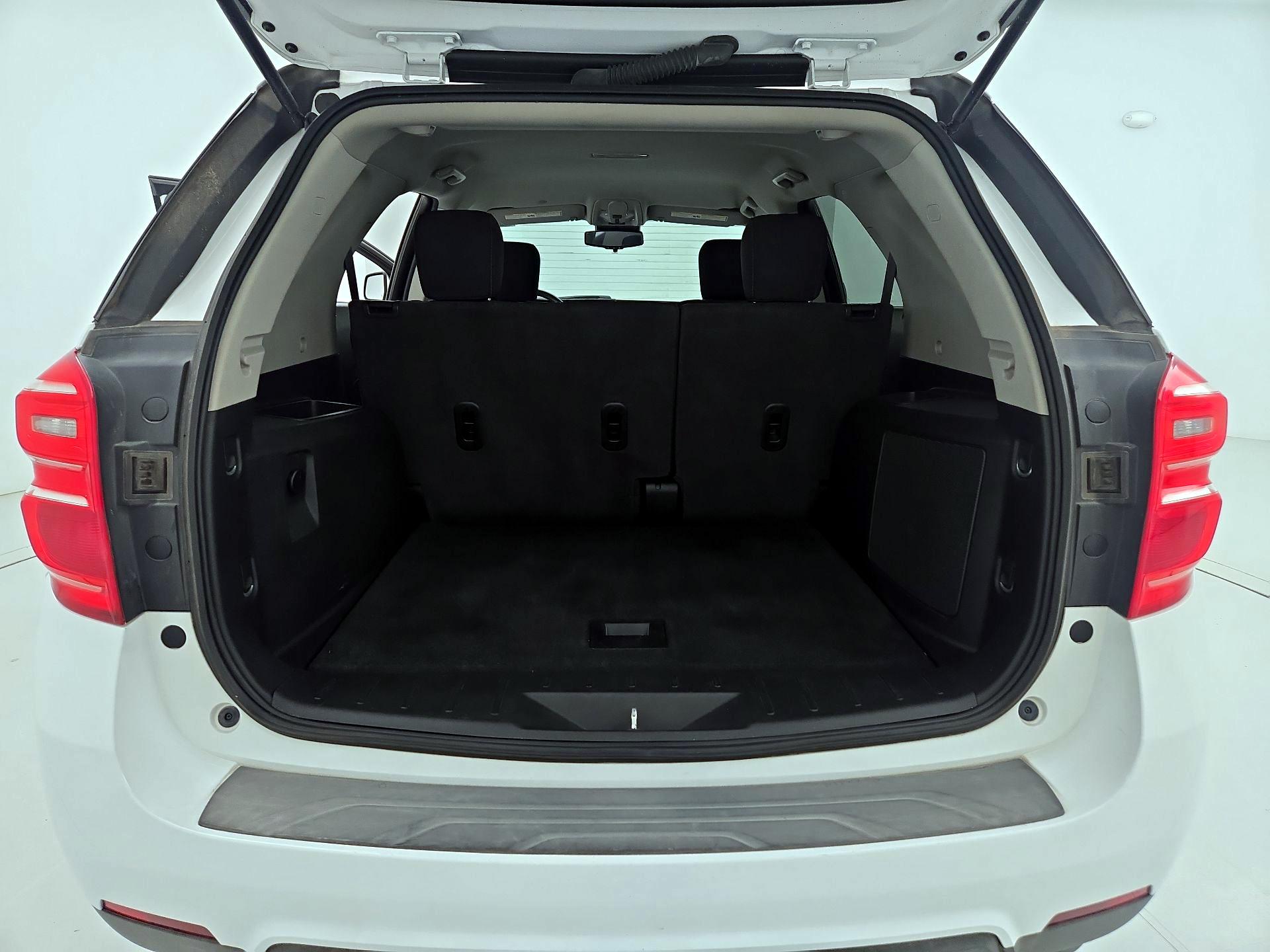 Thumbnail: 2016 Chevrolet Equinox - 19