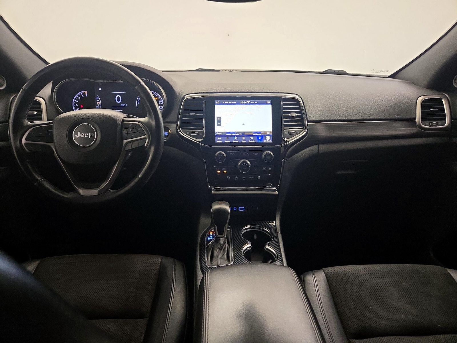2020 Jeep Grand Cherokee Altitude - Photo 10