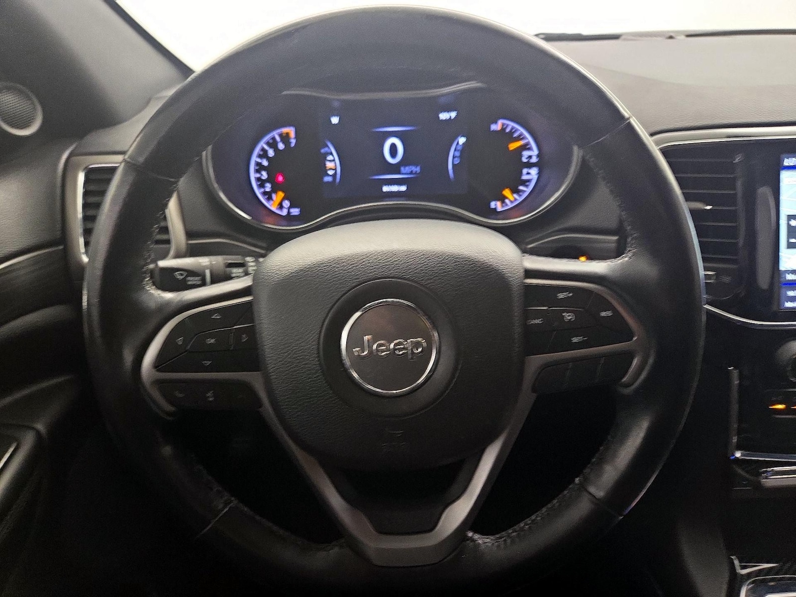 2020 Jeep Grand Cherokee Altitude - Photo 11