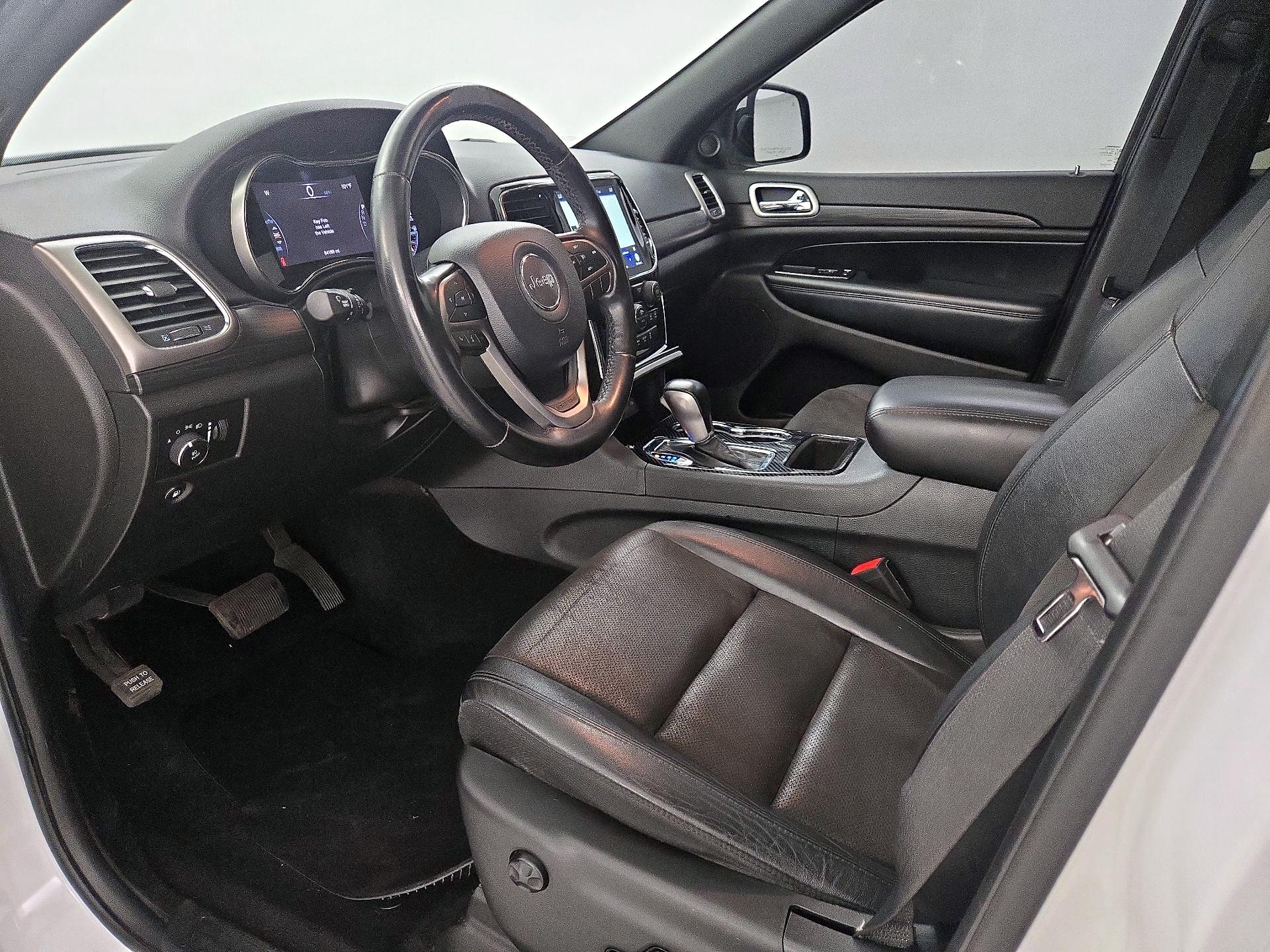 Thumbnail: 2020 Jeep Grand Cherokee - 11