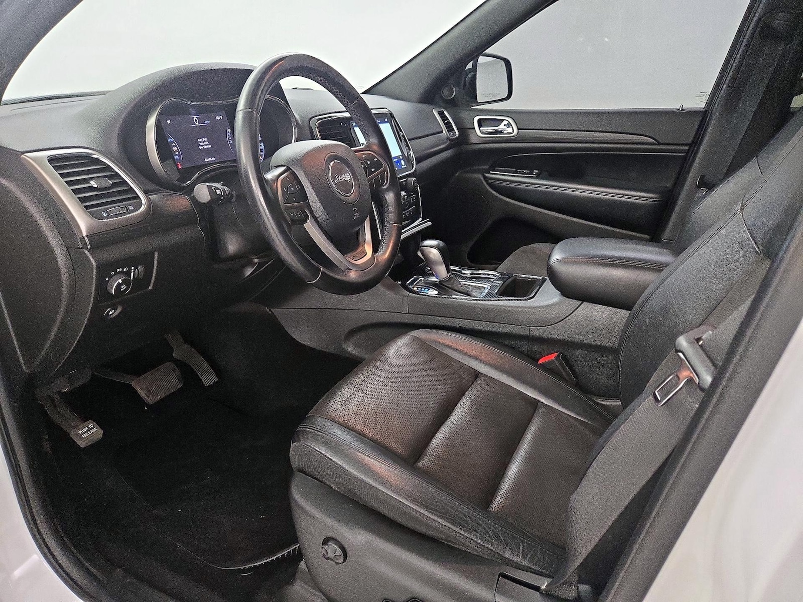 2020 Jeep Grand Cherokee Altitude - Photo 12