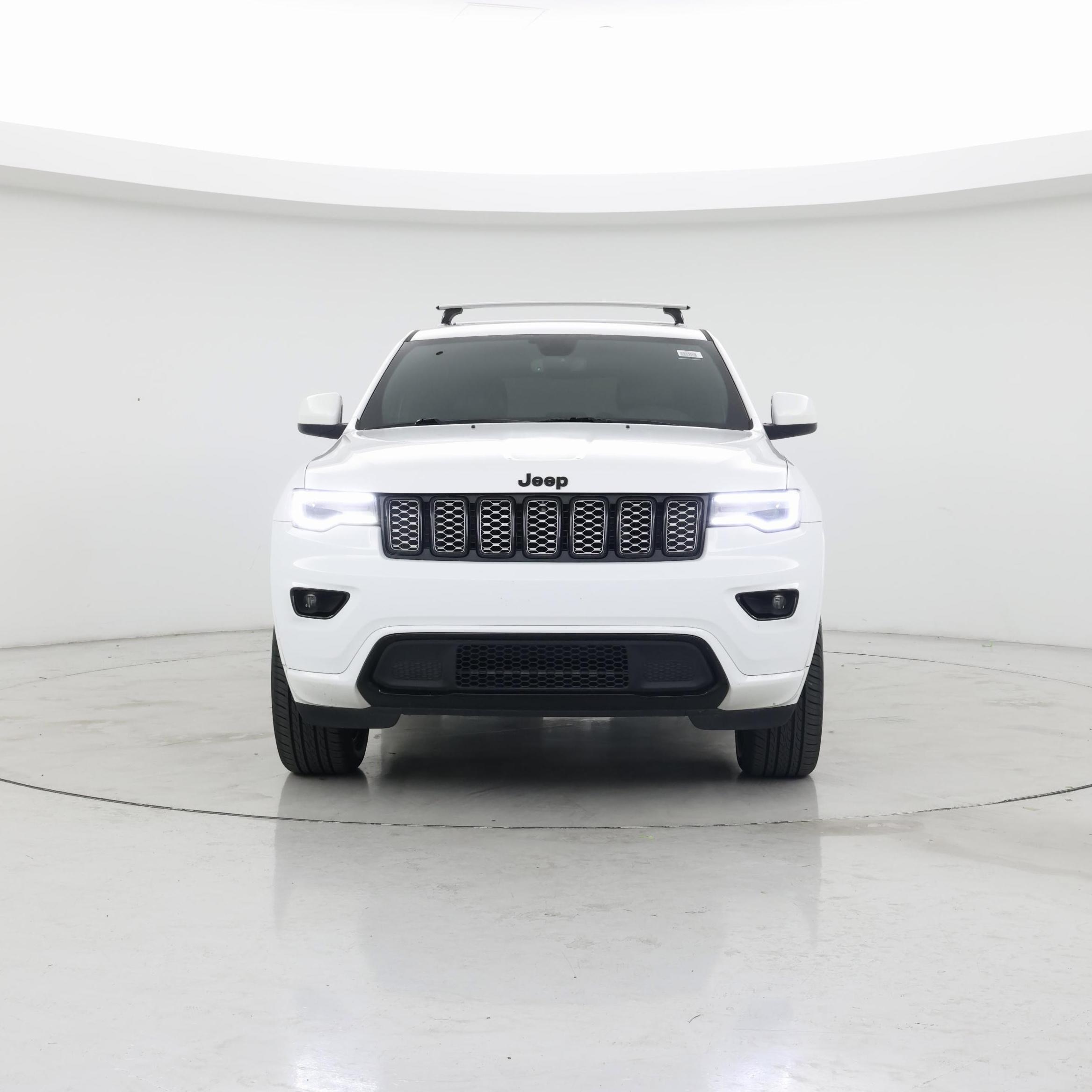Thumbnail: 2020 Jeep Grand Cherokee - 5