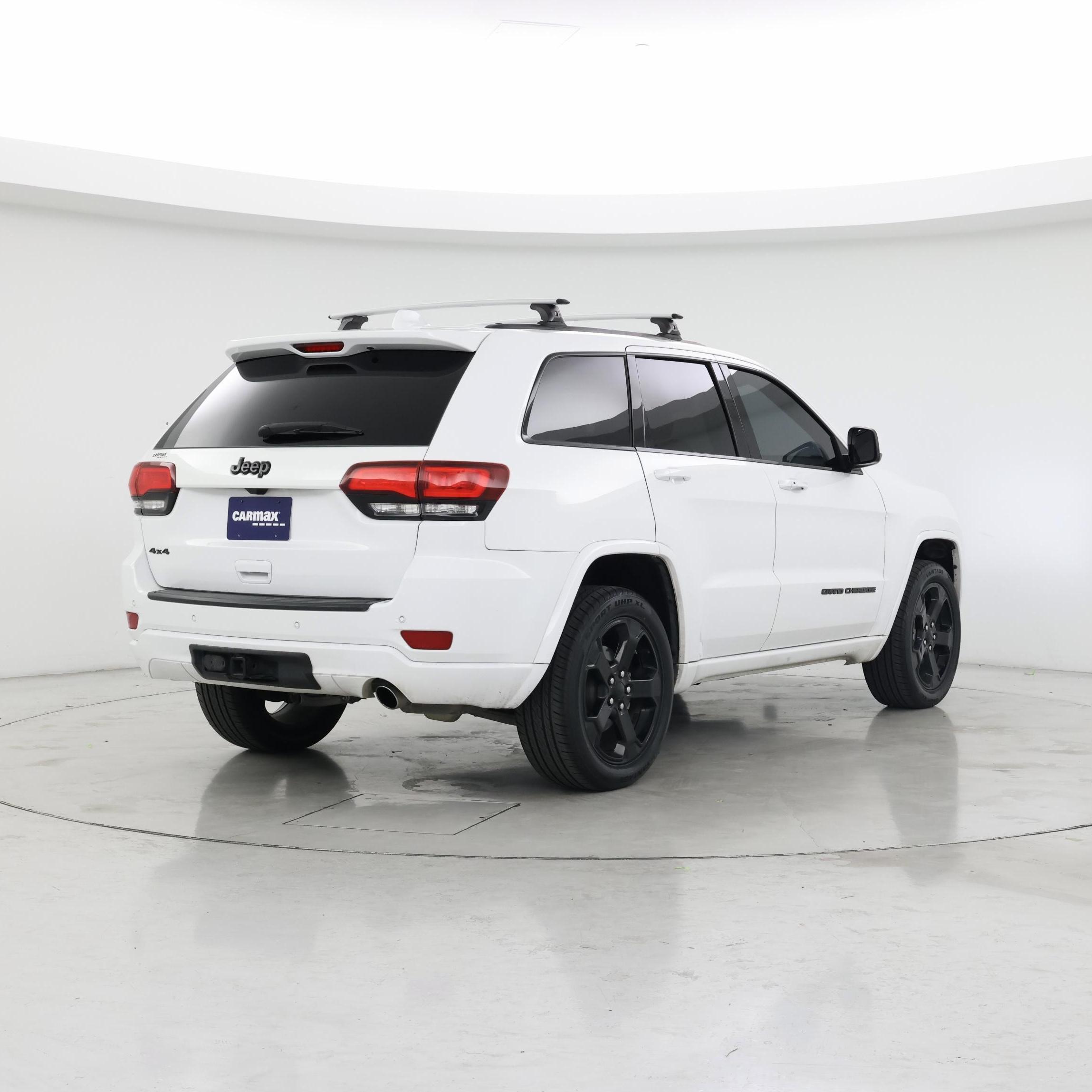 Thumbnail: 2020 Jeep Grand Cherokee - 8