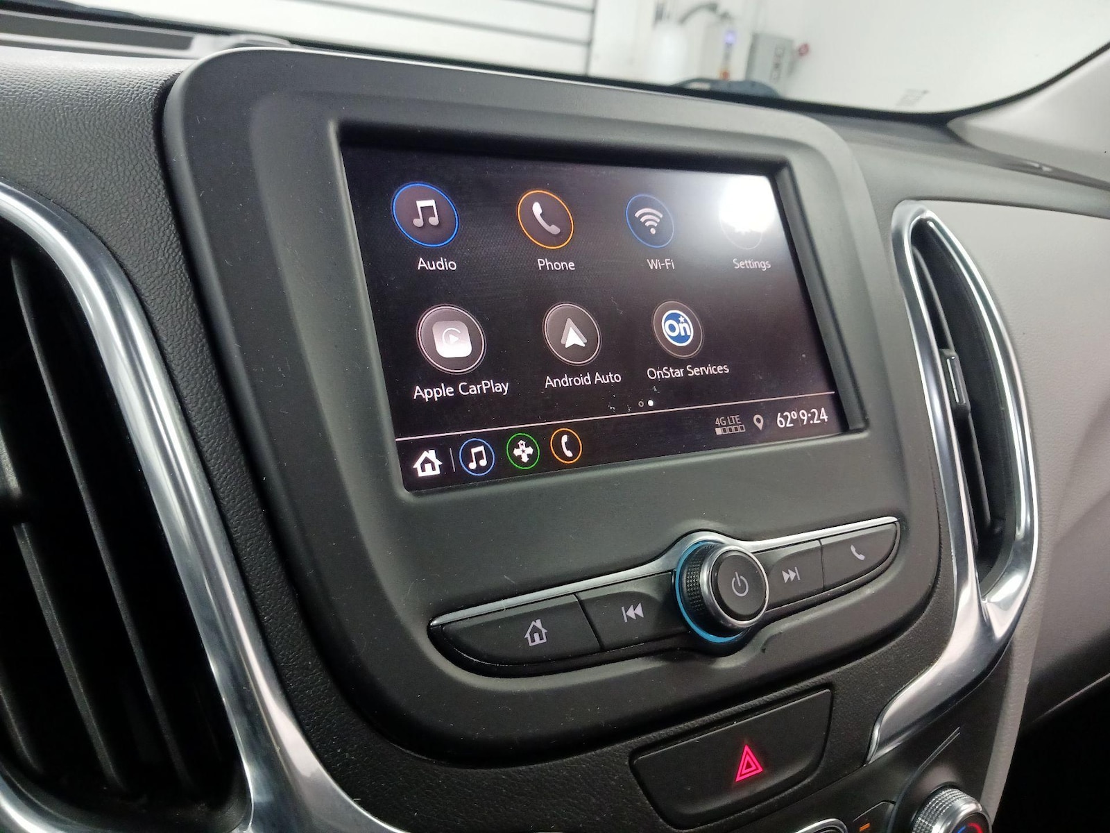 2021 Chevrolet Equinox LS - Photo 15