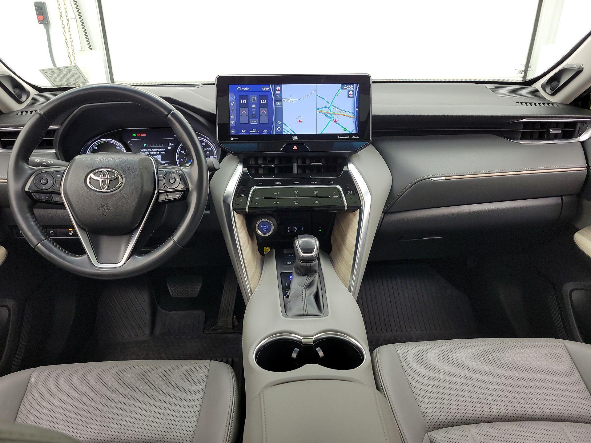 Thumbnail: 2021 Toyota Venza - 9