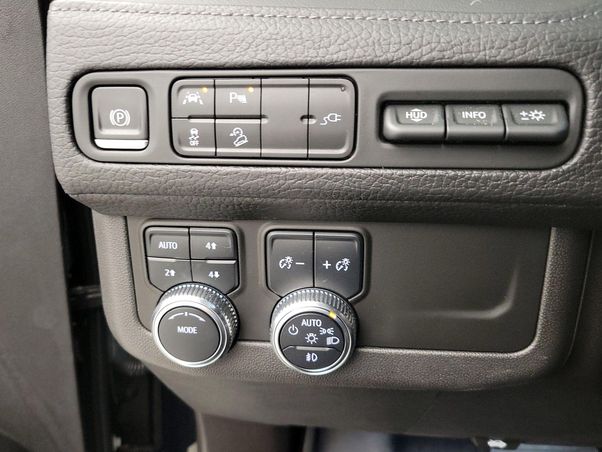 Thumbnail: 2021 GMC Yukon - 13