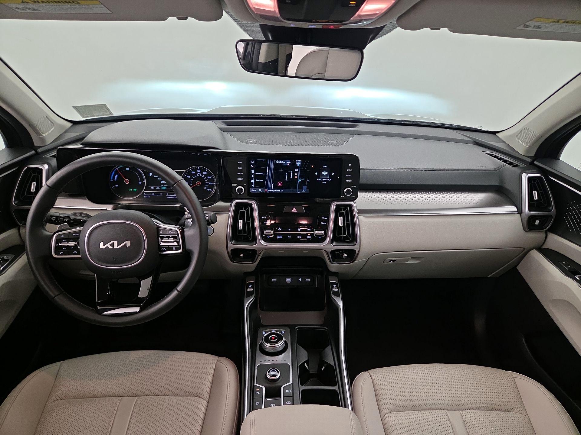 Thumbnail: 2023 Kia Sorento - 9