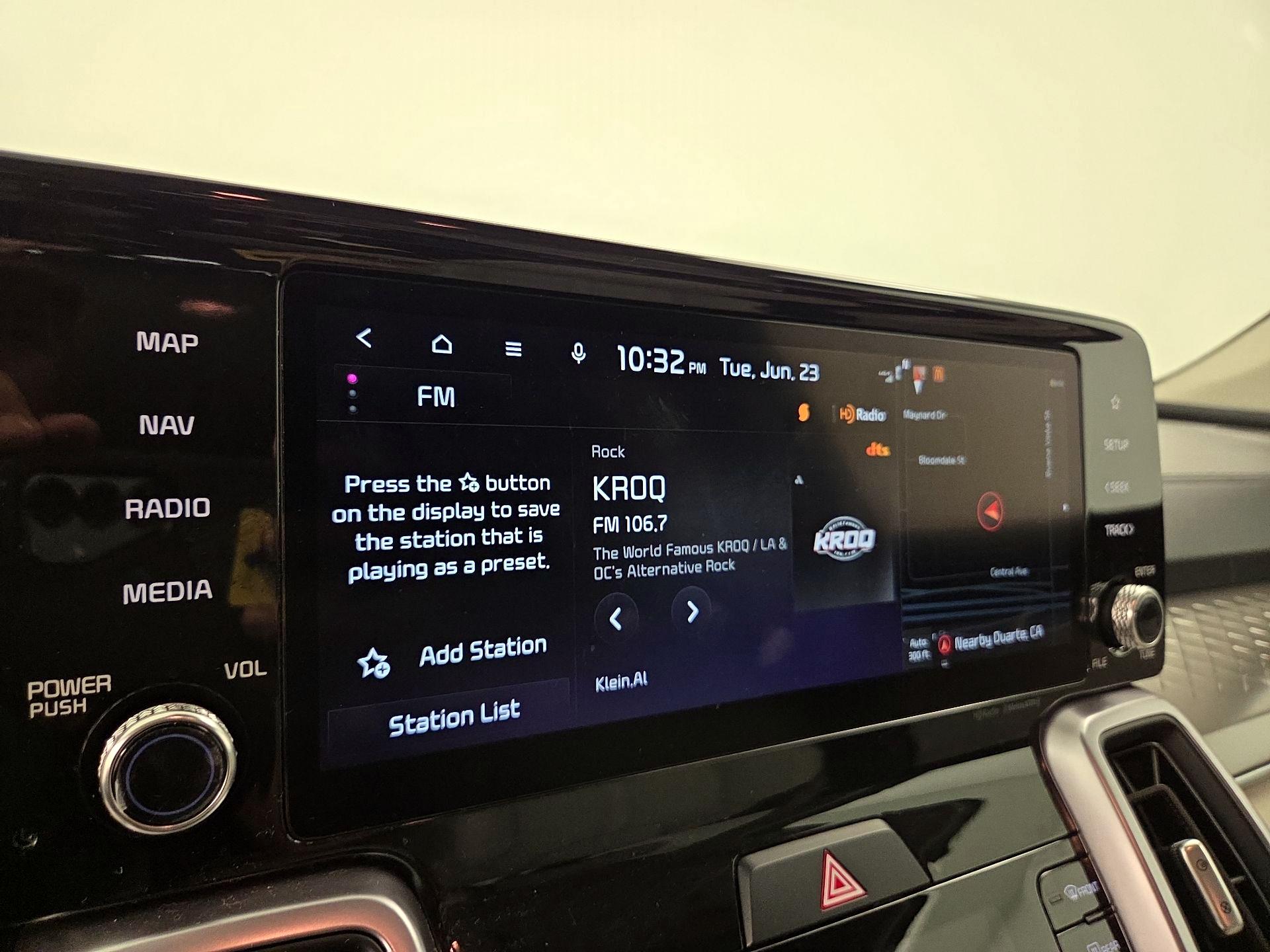 Thumbnail: 2023 Kia Sorento - 16