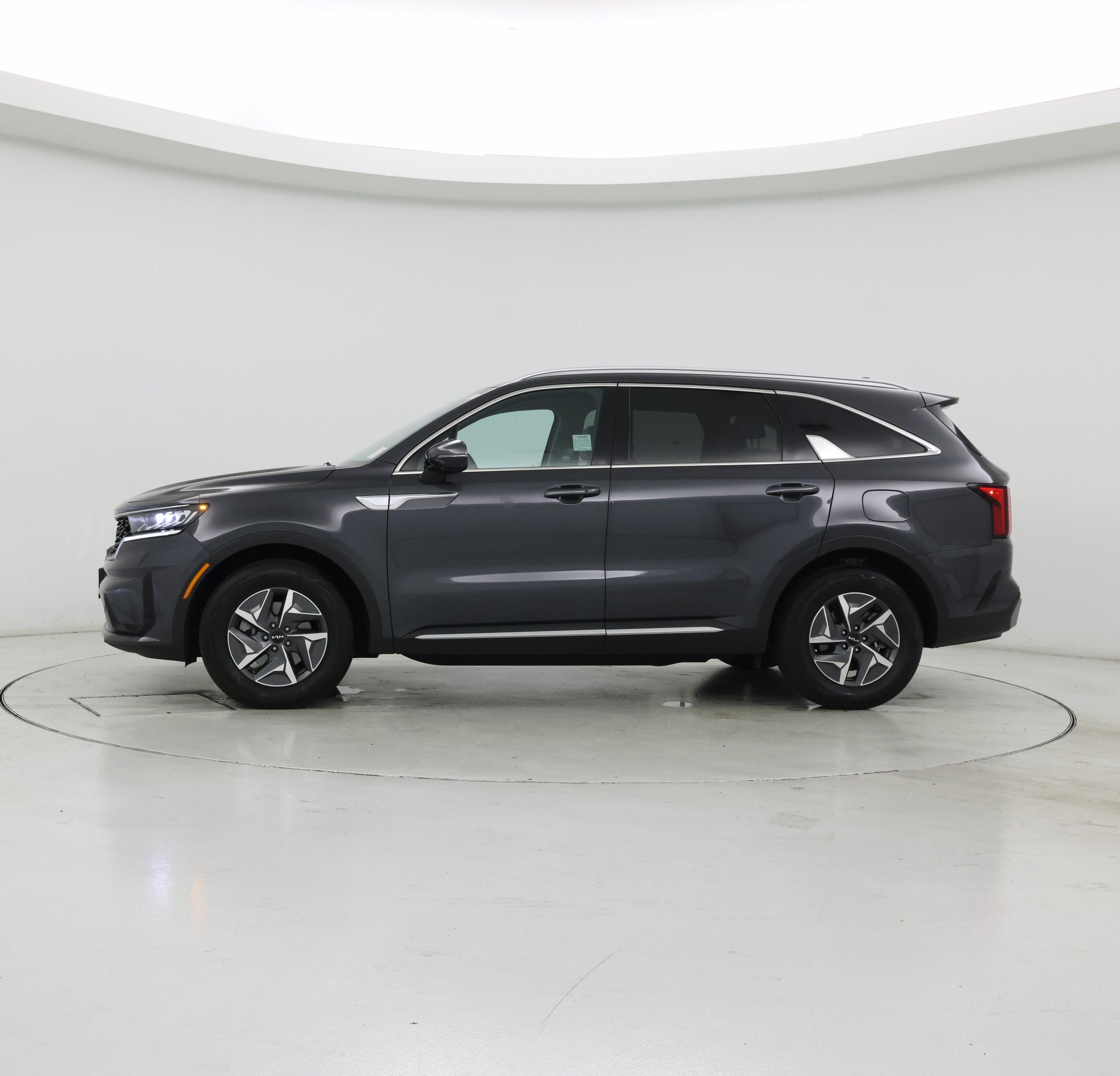 Thumbnail: 2023 Kia Sorento - 3