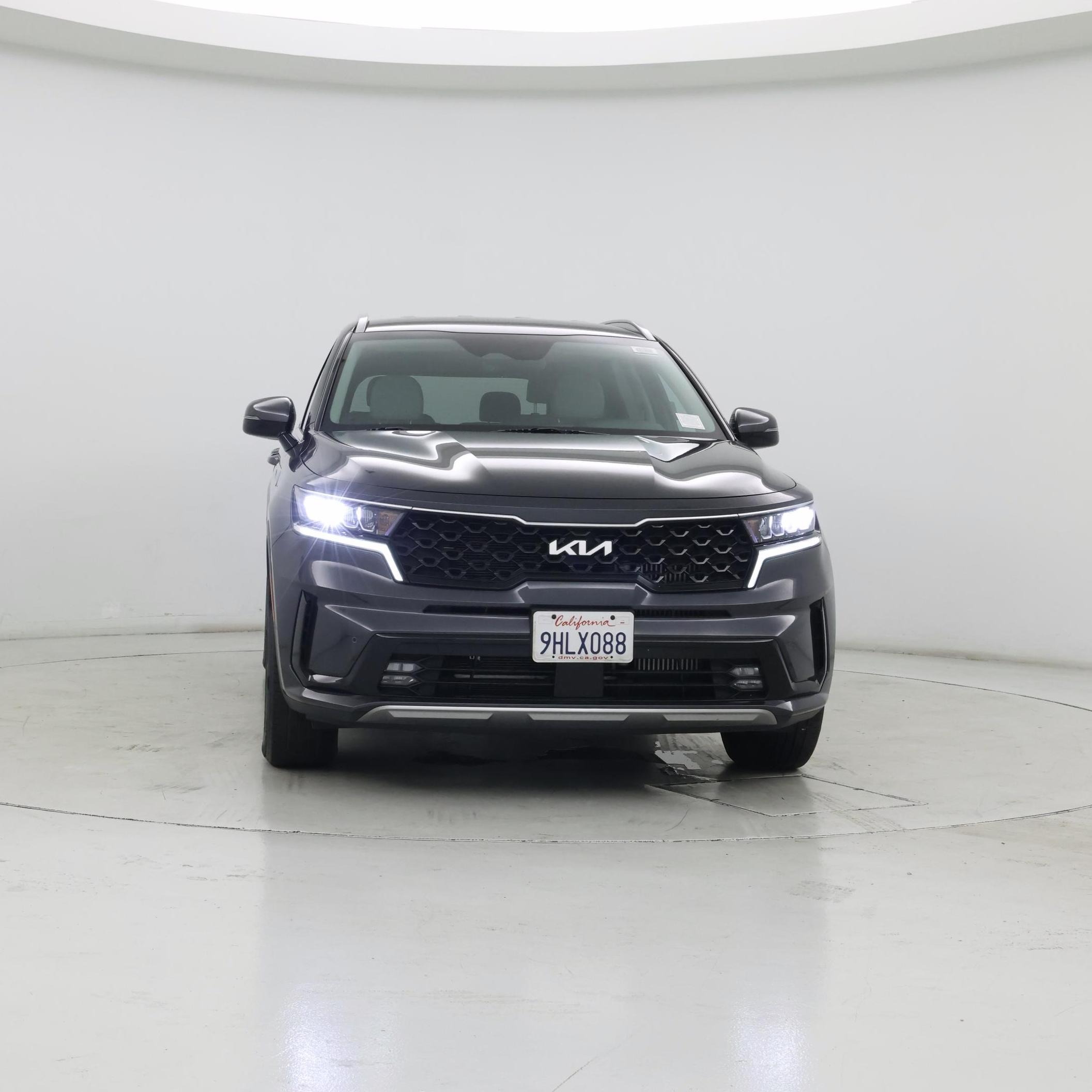 Thumbnail: 2023 Kia Sorento - 5