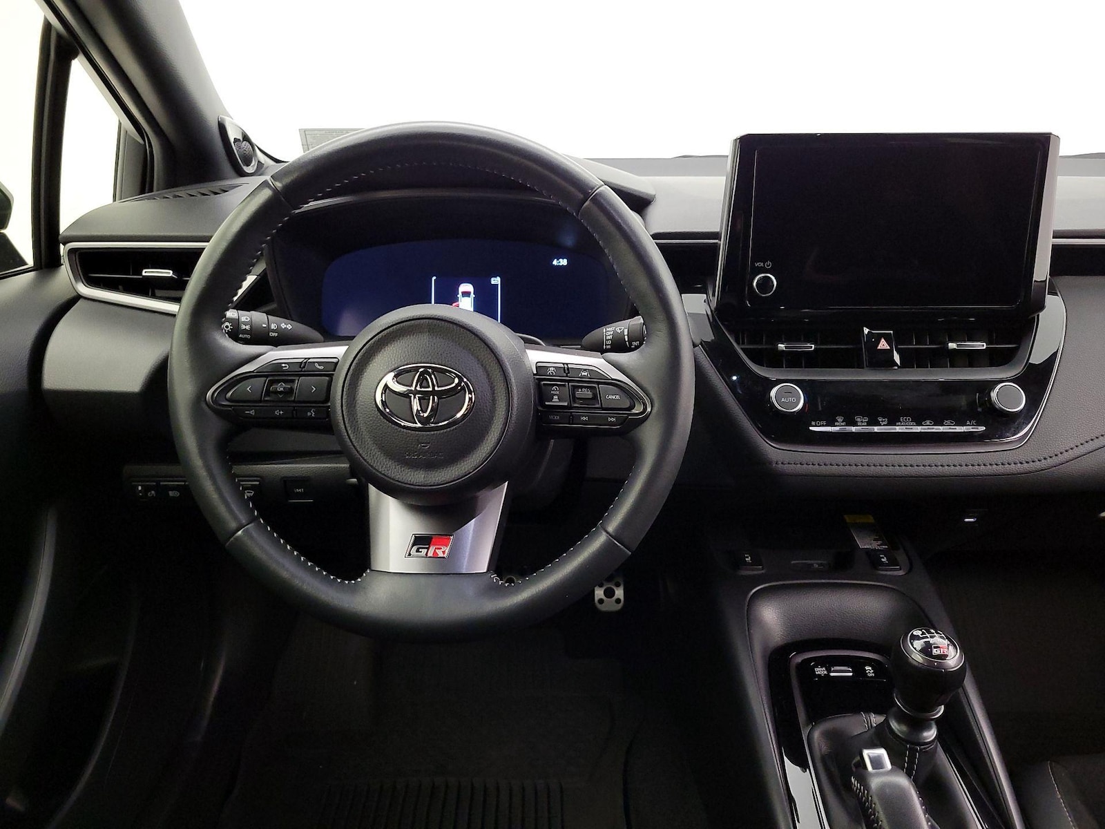 2024 Toyota GR Corolla Premium - Photo 10