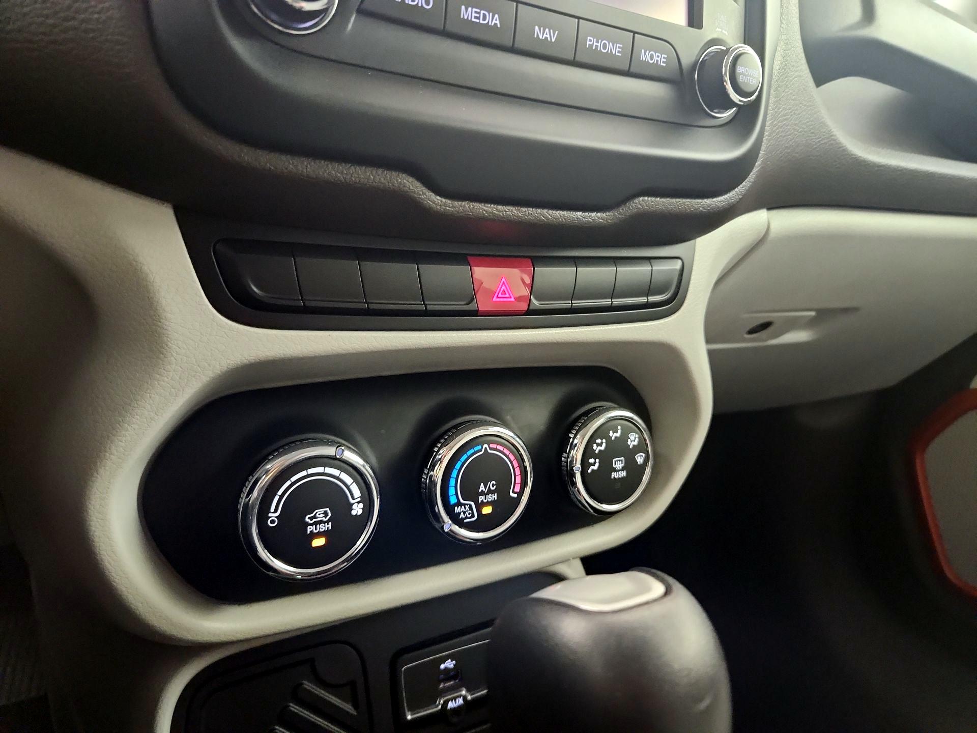 Thumbnail: 2015 Jeep Renegade - 16