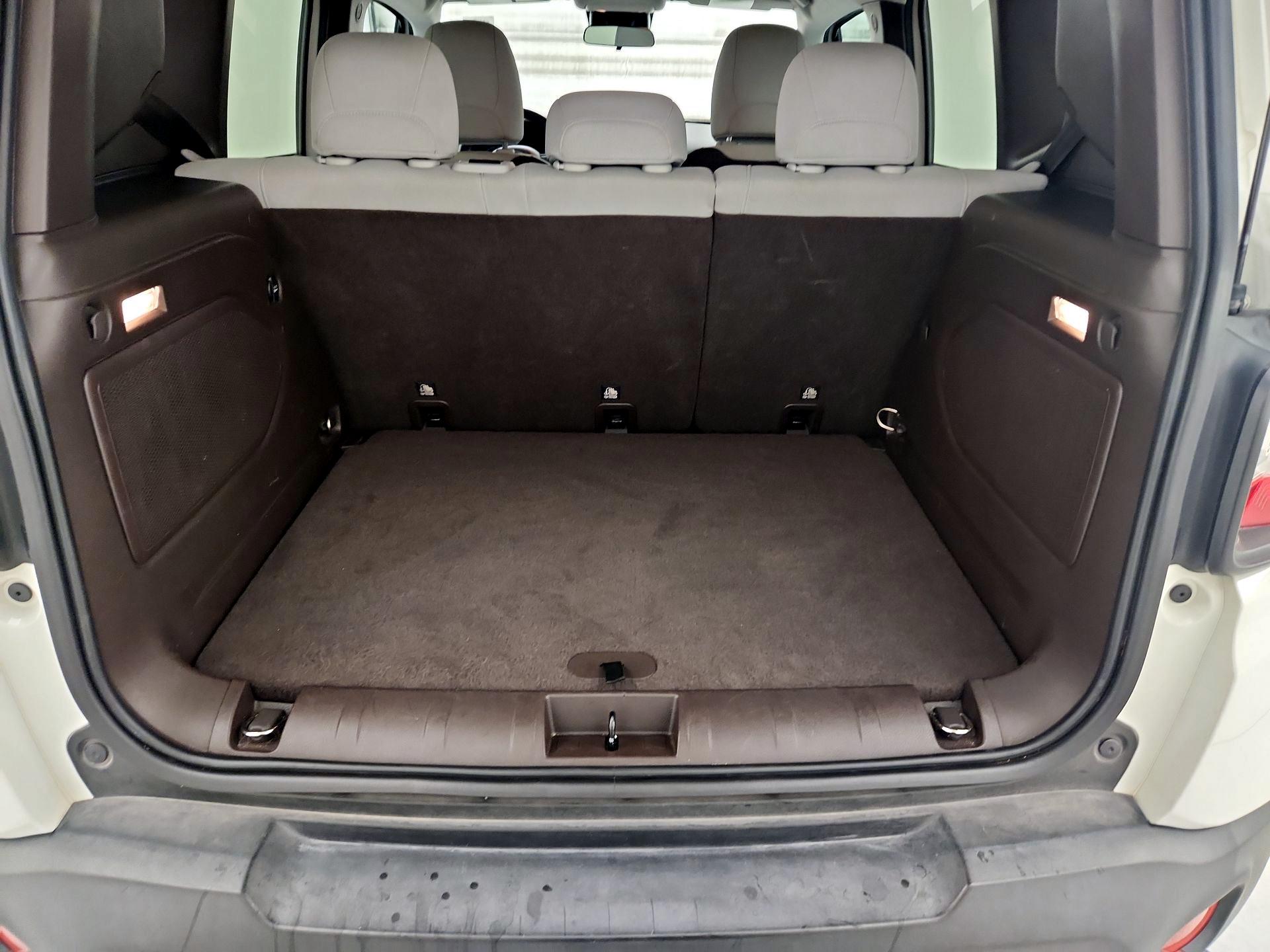Thumbnail: 2015 Jeep Renegade - 20