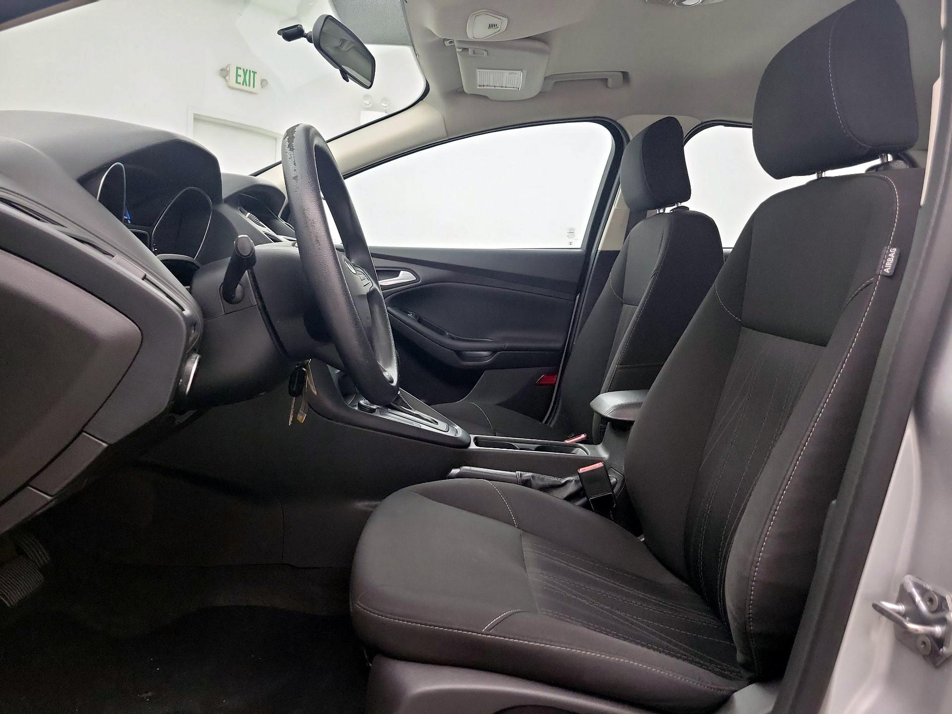 Thumbnail: 2016 Ford Focus - 11