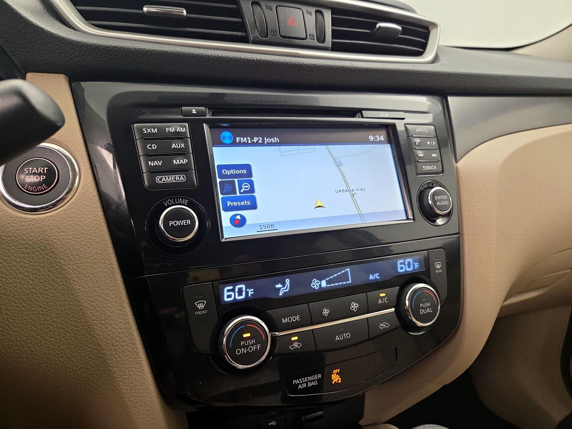Thumbnail: 2016 Nissan Rogue - 14