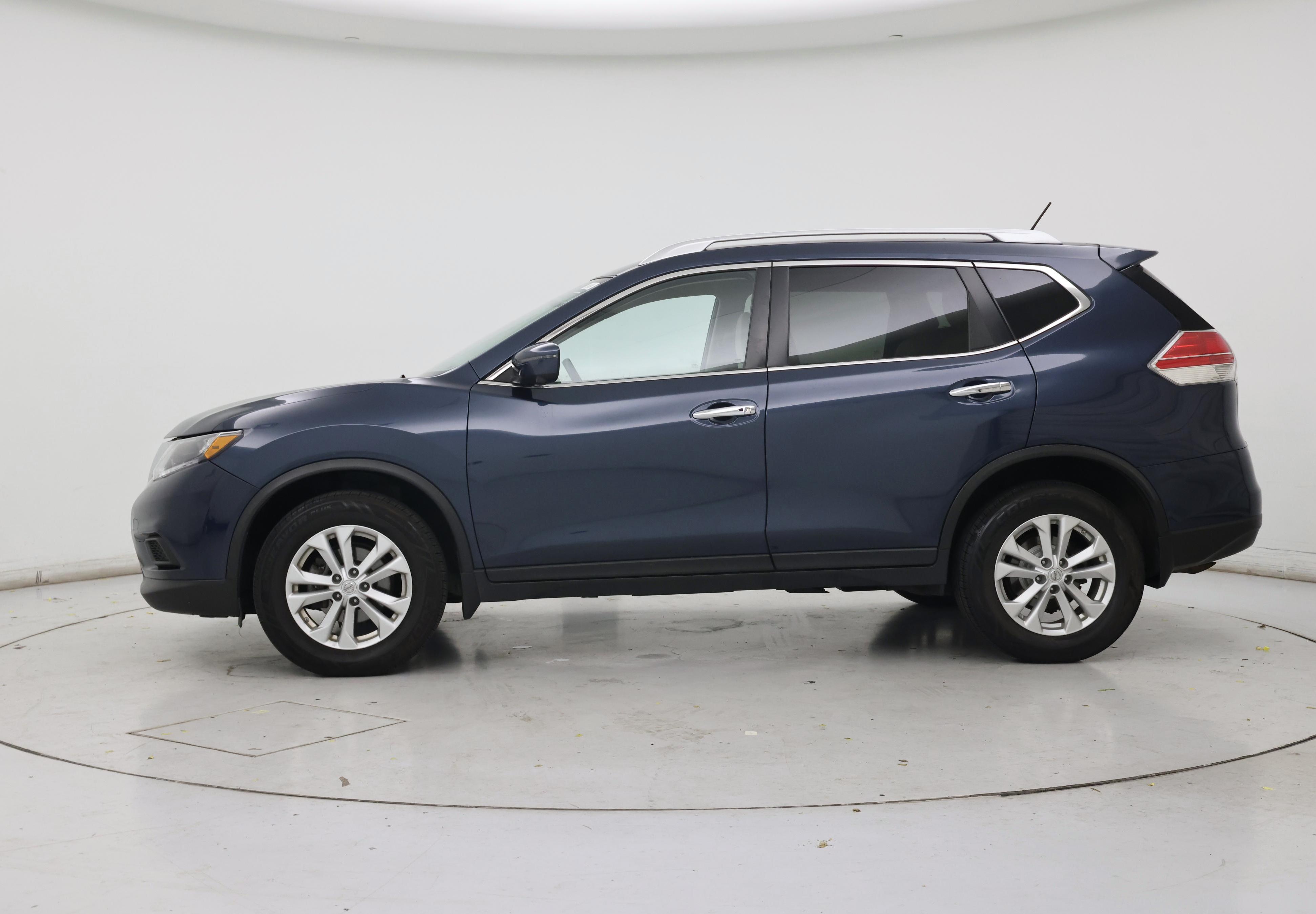 Thumbnail: 2016 Nissan Rogue - 3