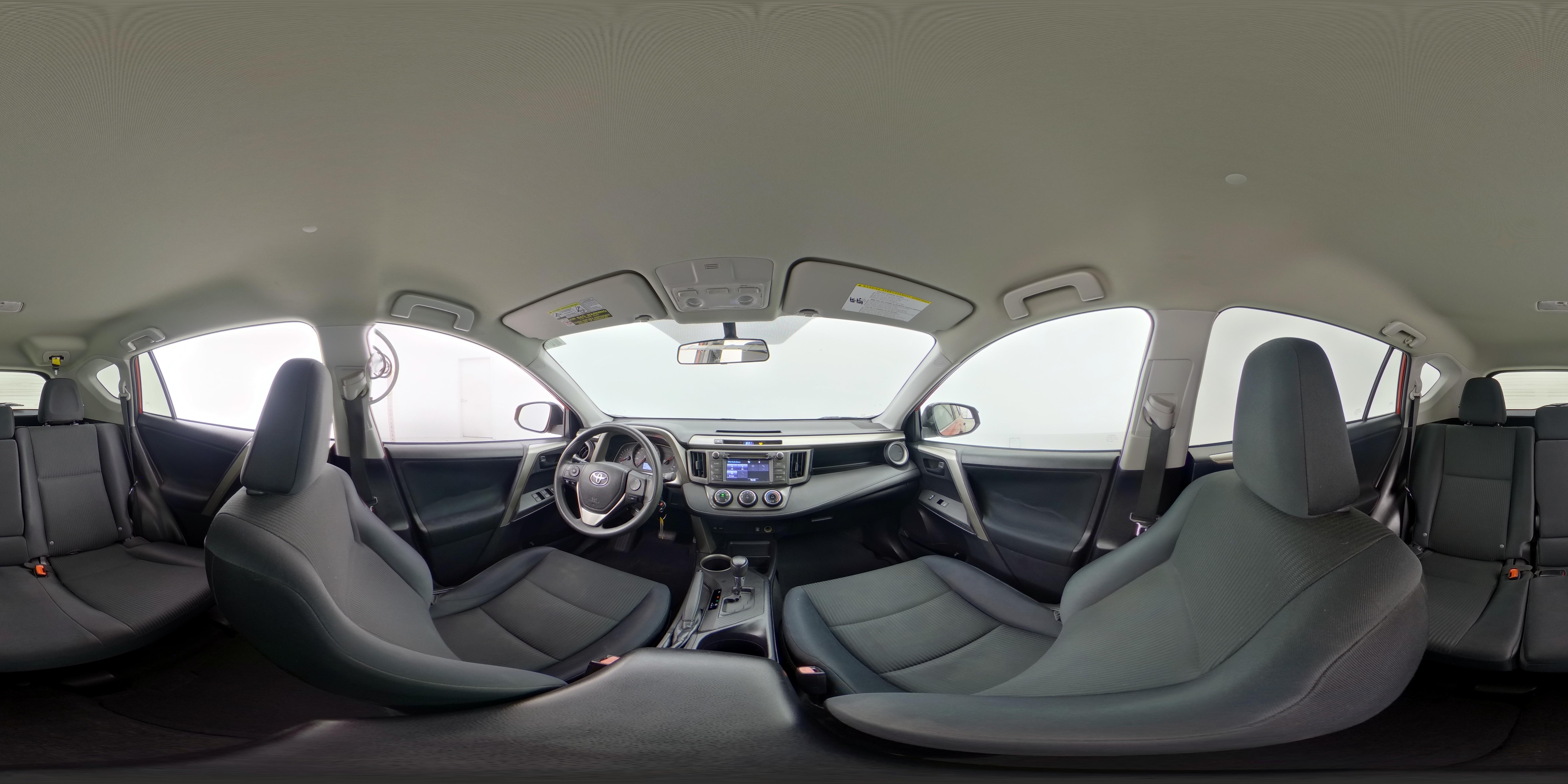 2015 Toyota RAV4 LE - Photo 24