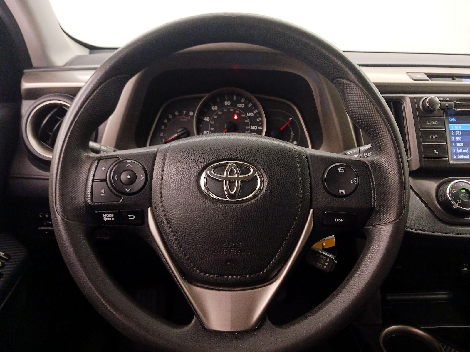 2015 Toyota RAV4 LE - Photo 11