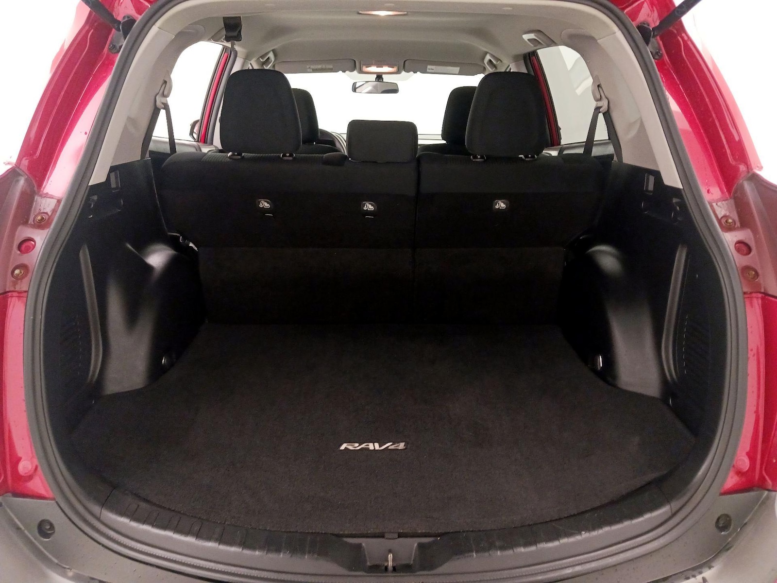 2015 Toyota RAV4 LE - Photo 21