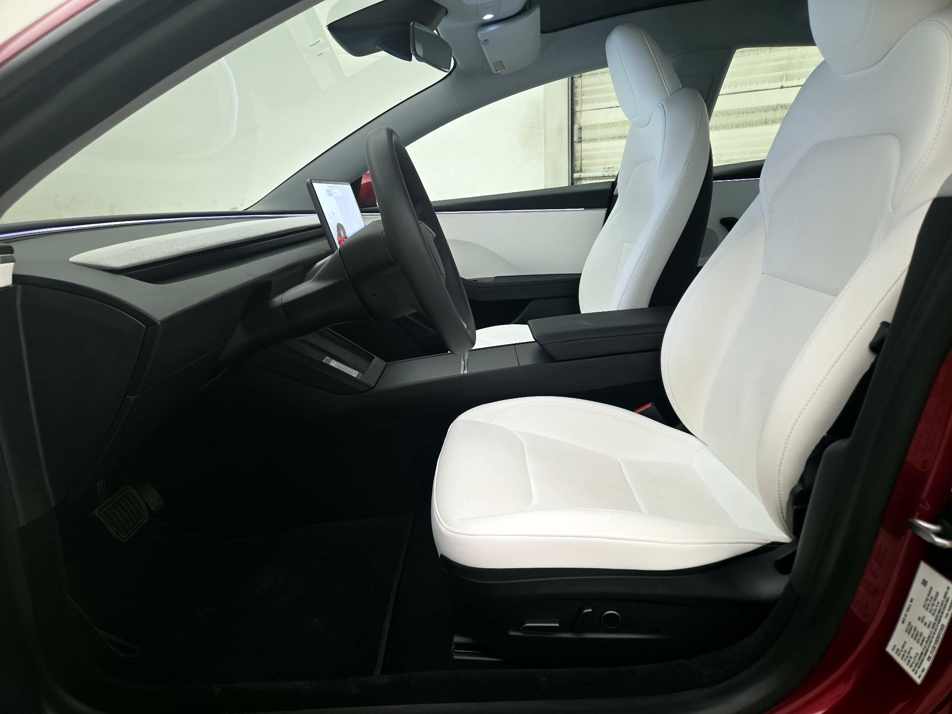 Thumbnail: 2025 Tesla Model 3 - 11