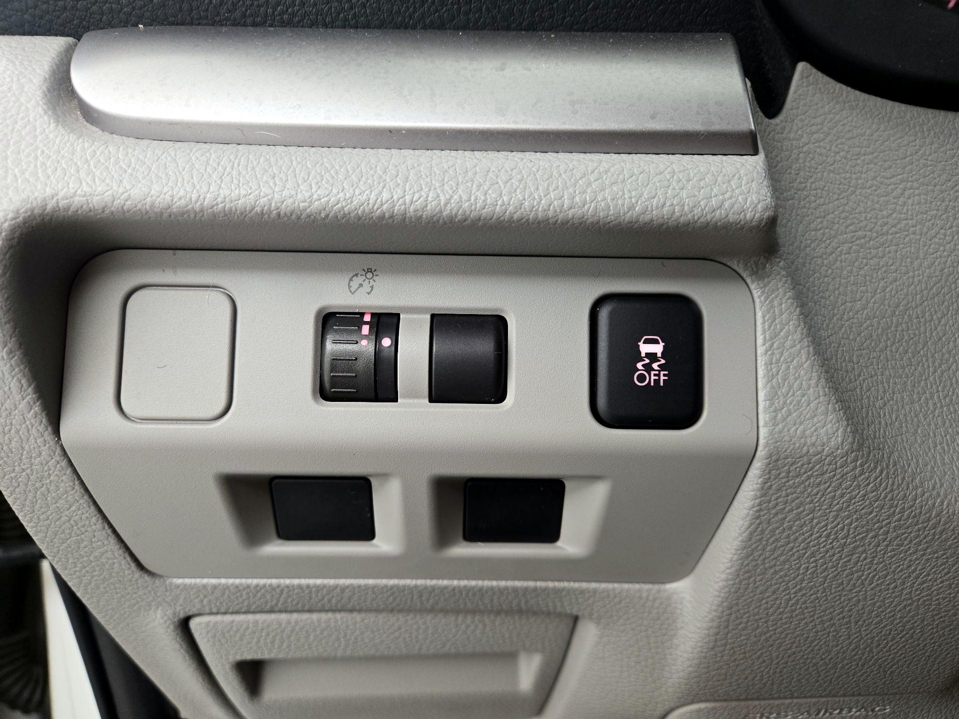 Thumbnail: 2014 Subaru Forester - 13