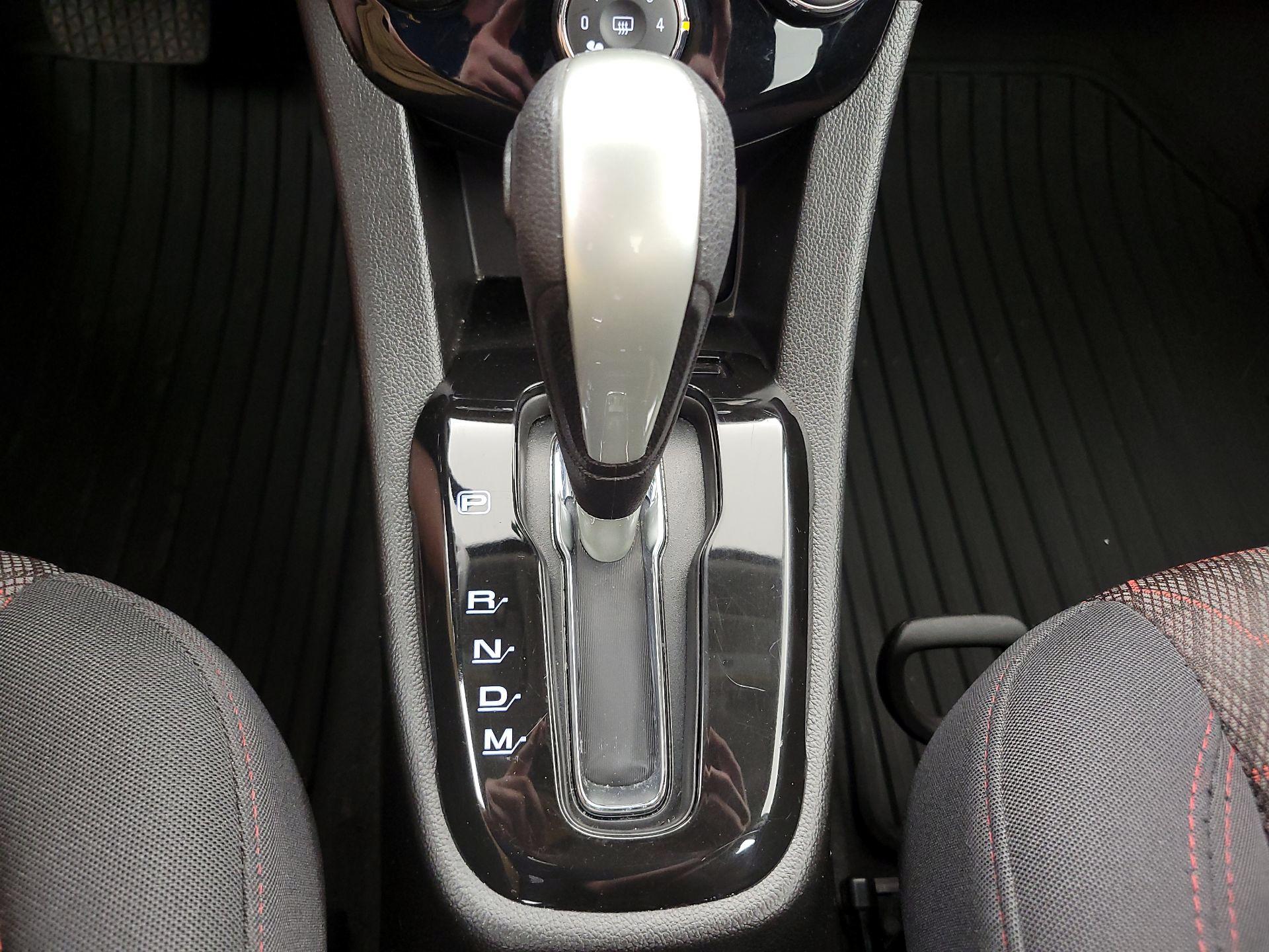 Thumbnail: 2020 Chevrolet Sonic - 17