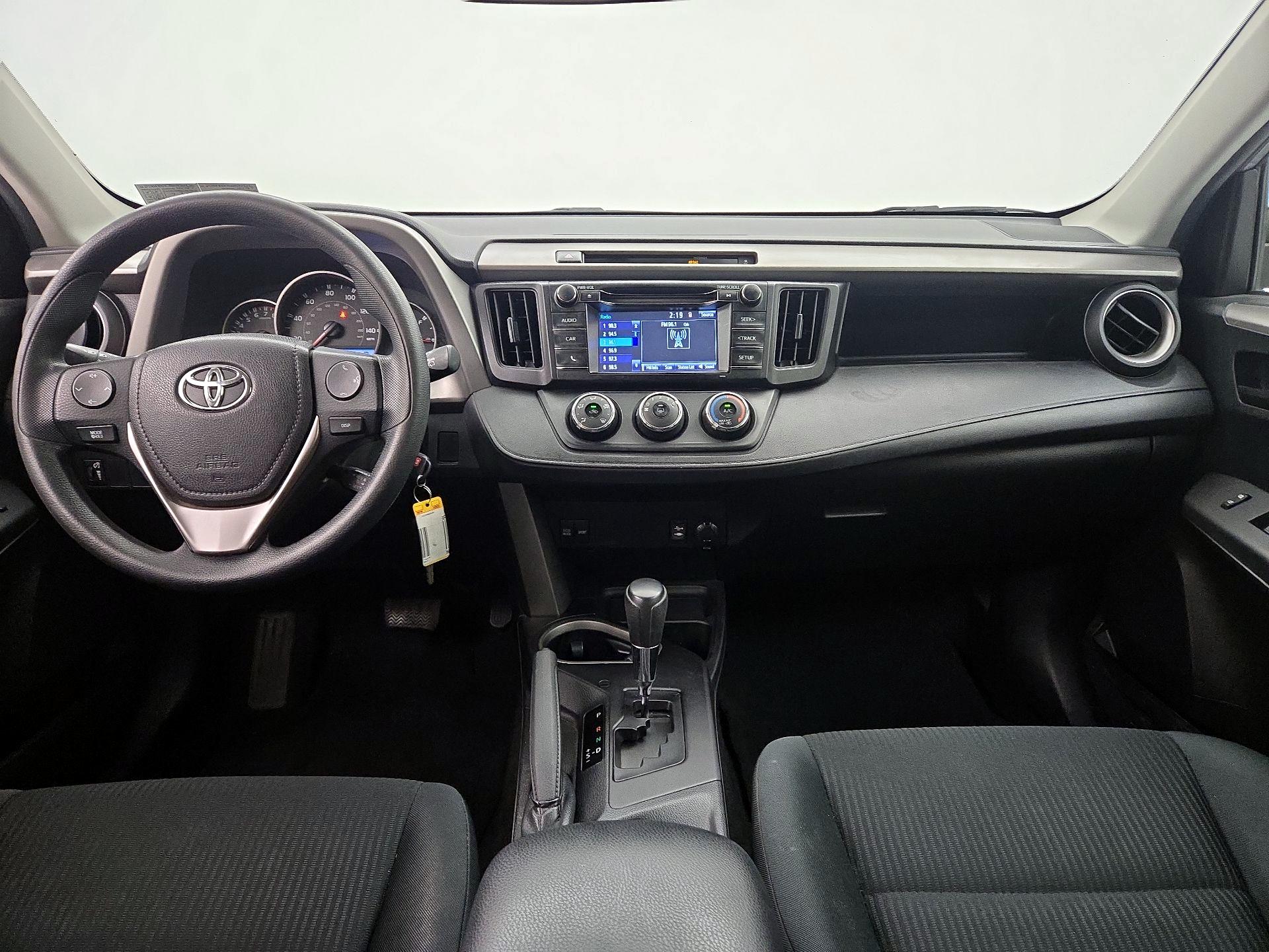 Thumbnail: 2016 Toyota RAV4 - 9