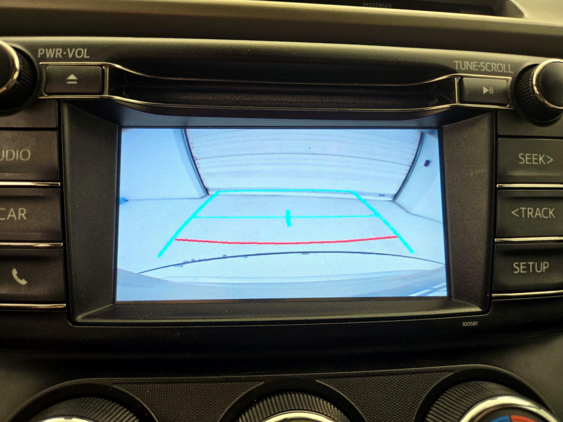 Thumbnail: 2016 Toyota RAV4 - 14