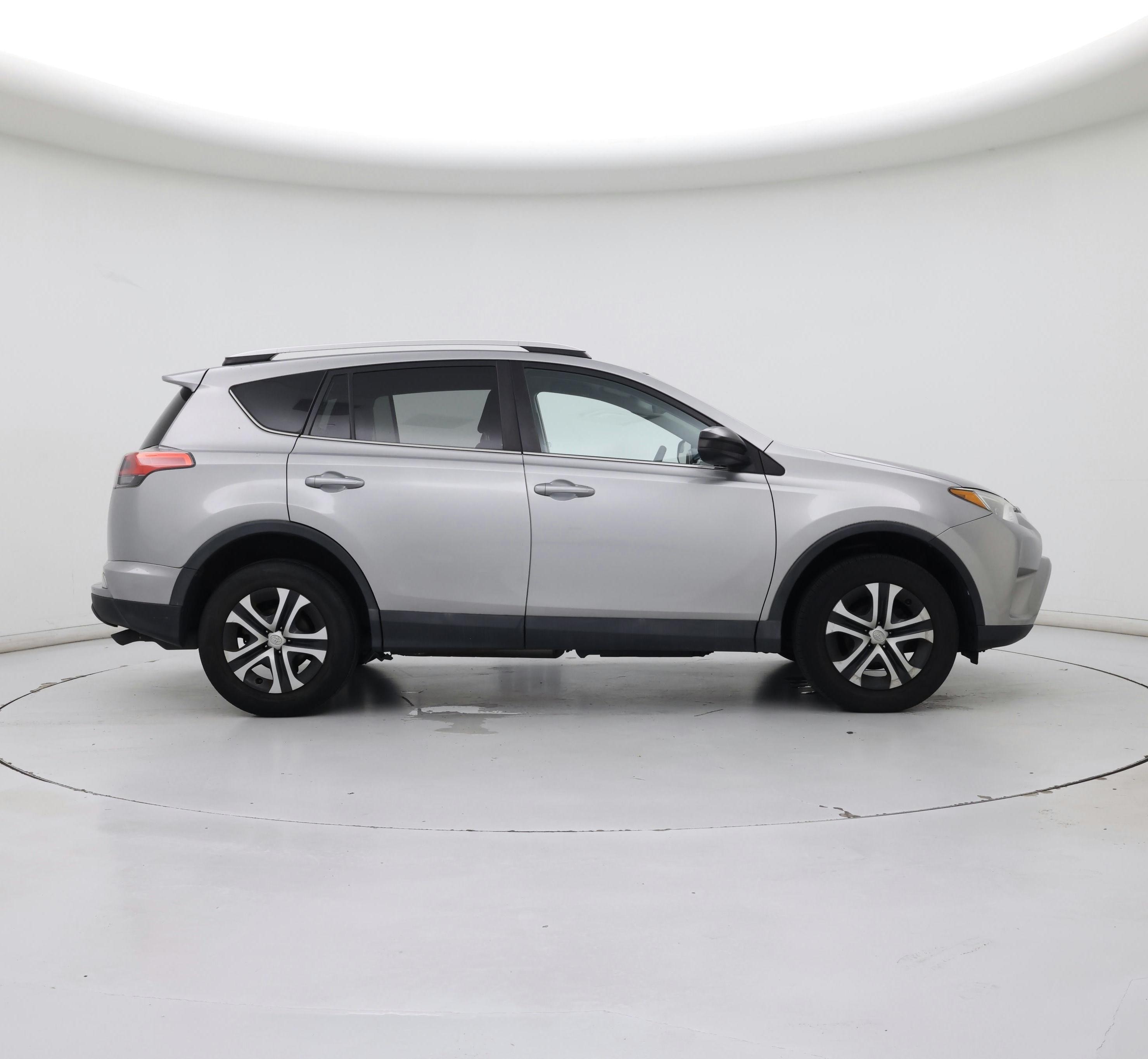 Thumbnail: 2016 Toyota RAV4 - 7