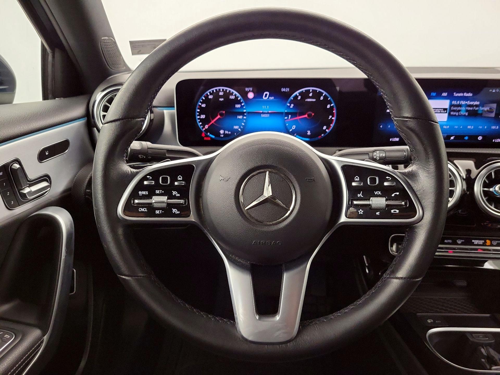 Thumbnail: 2019 Mercedes-Benz A-Class - 10