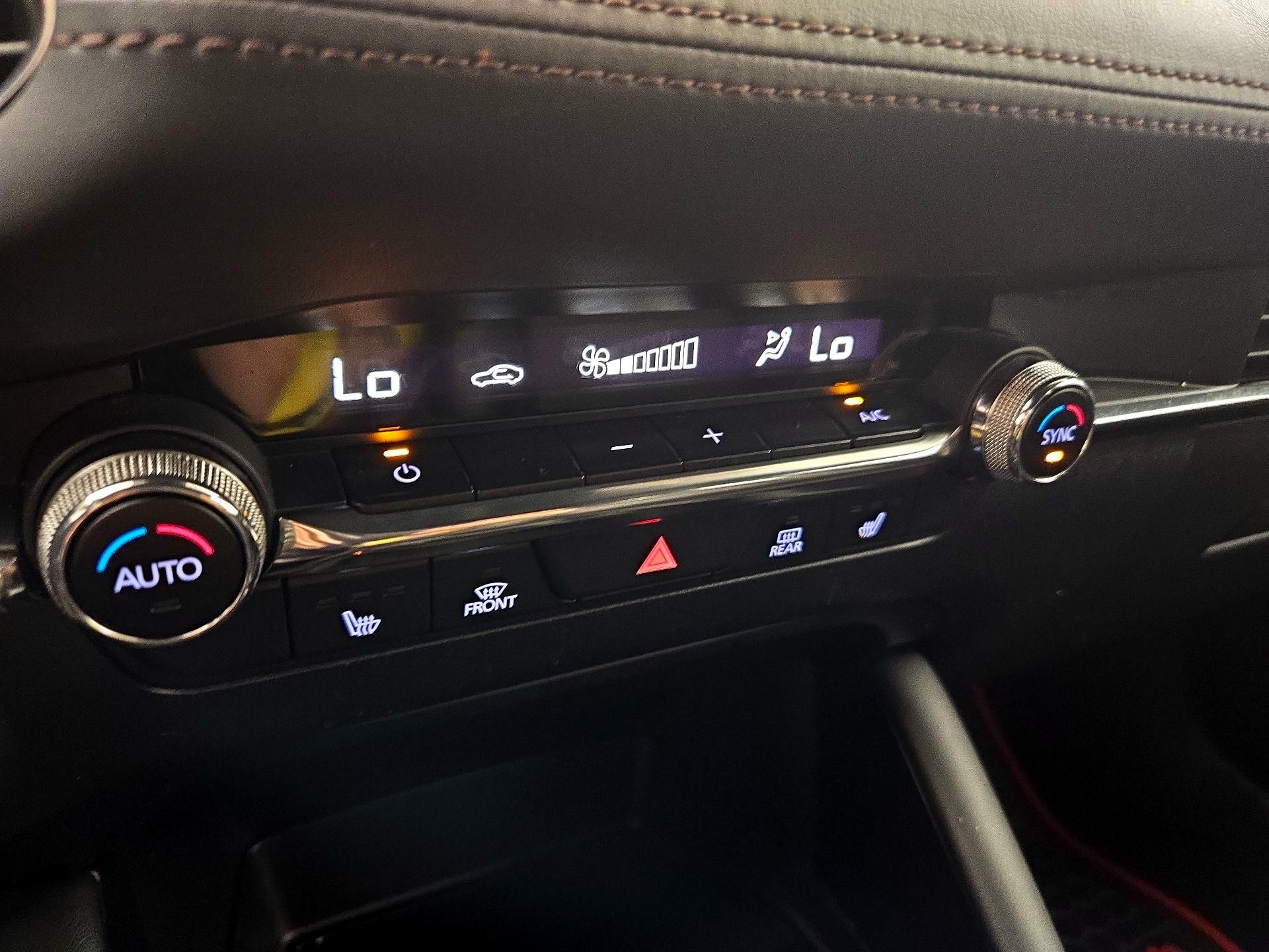 Thumbnail: 2021 Mazda Mazda3 - 15