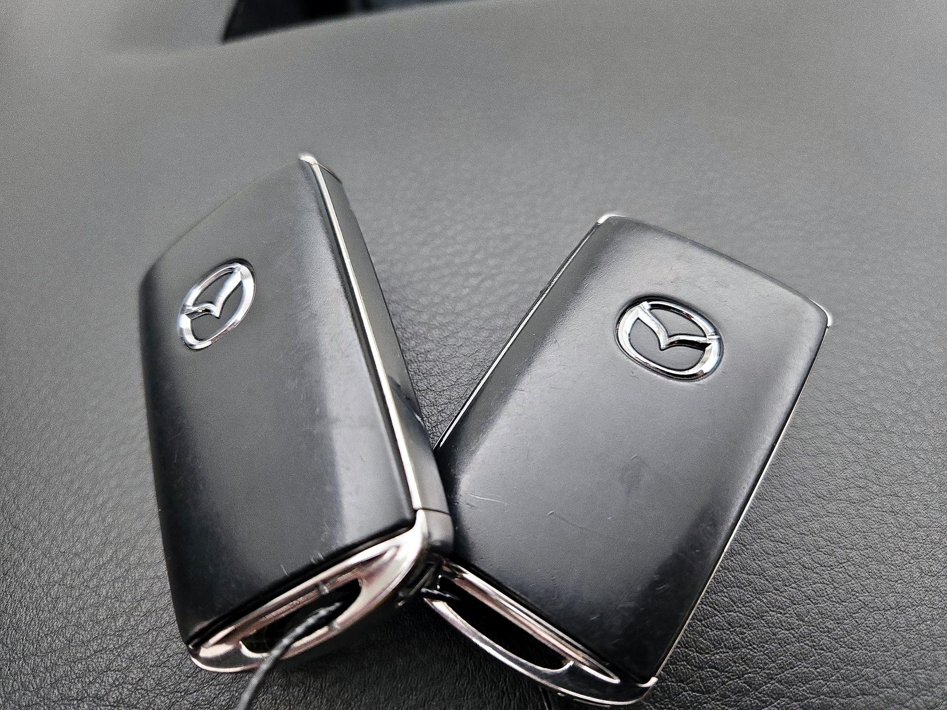 Thumbnail: 2021 Mazda Mazda3 - 19
