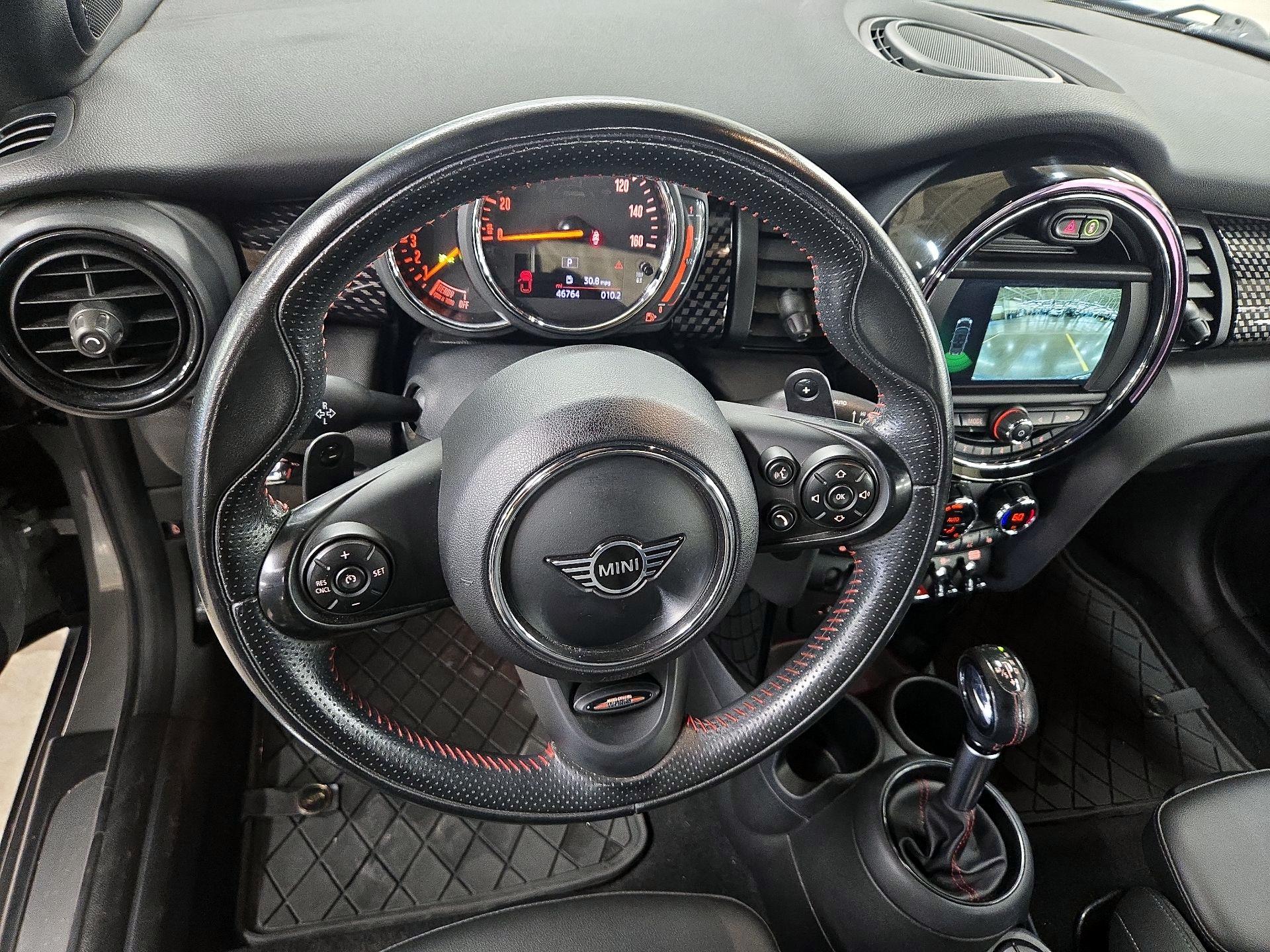 Thumbnail: 2019 MINI Cooper - 10