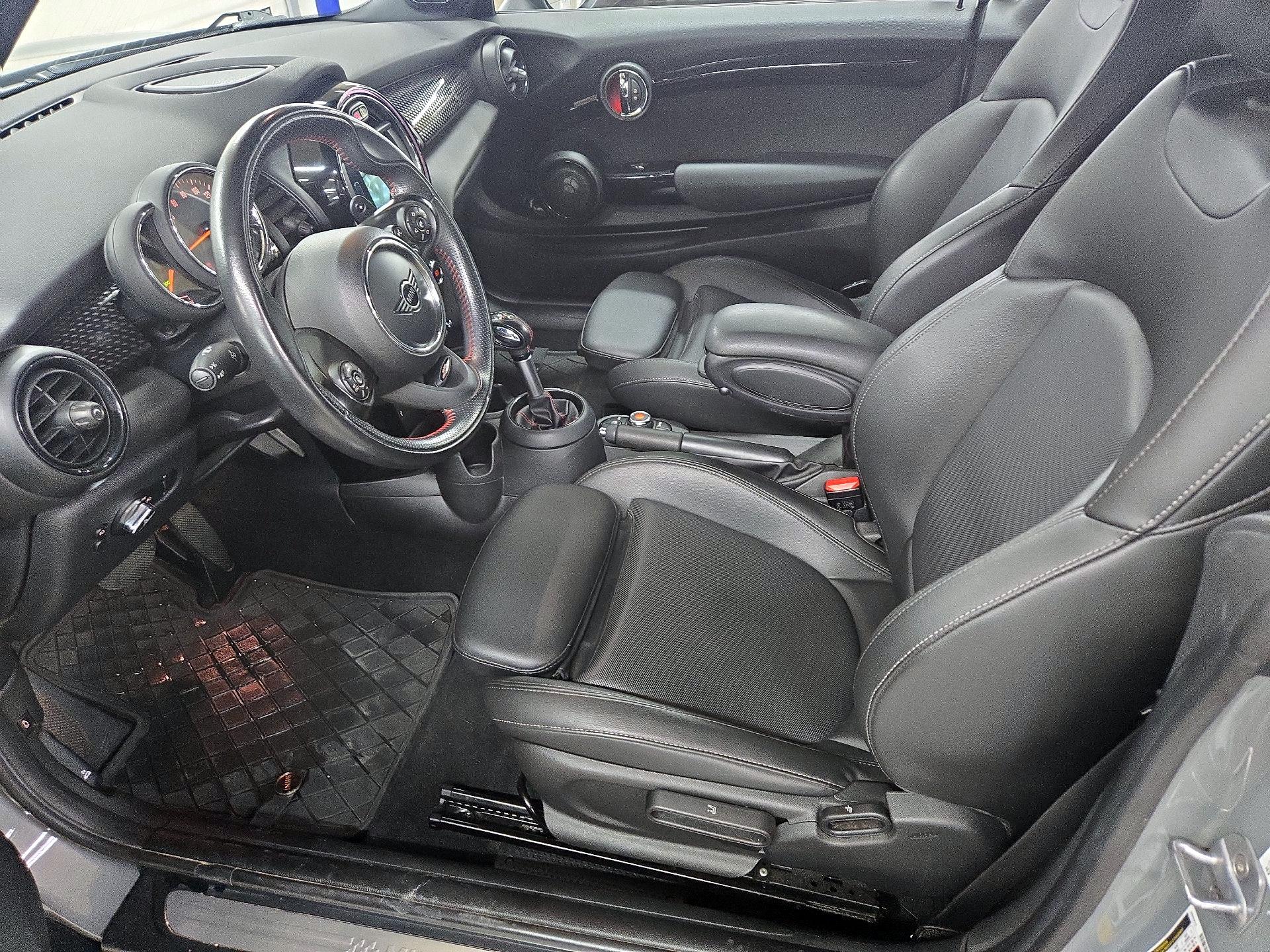 Thumbnail: 2019 MINI Cooper - 11