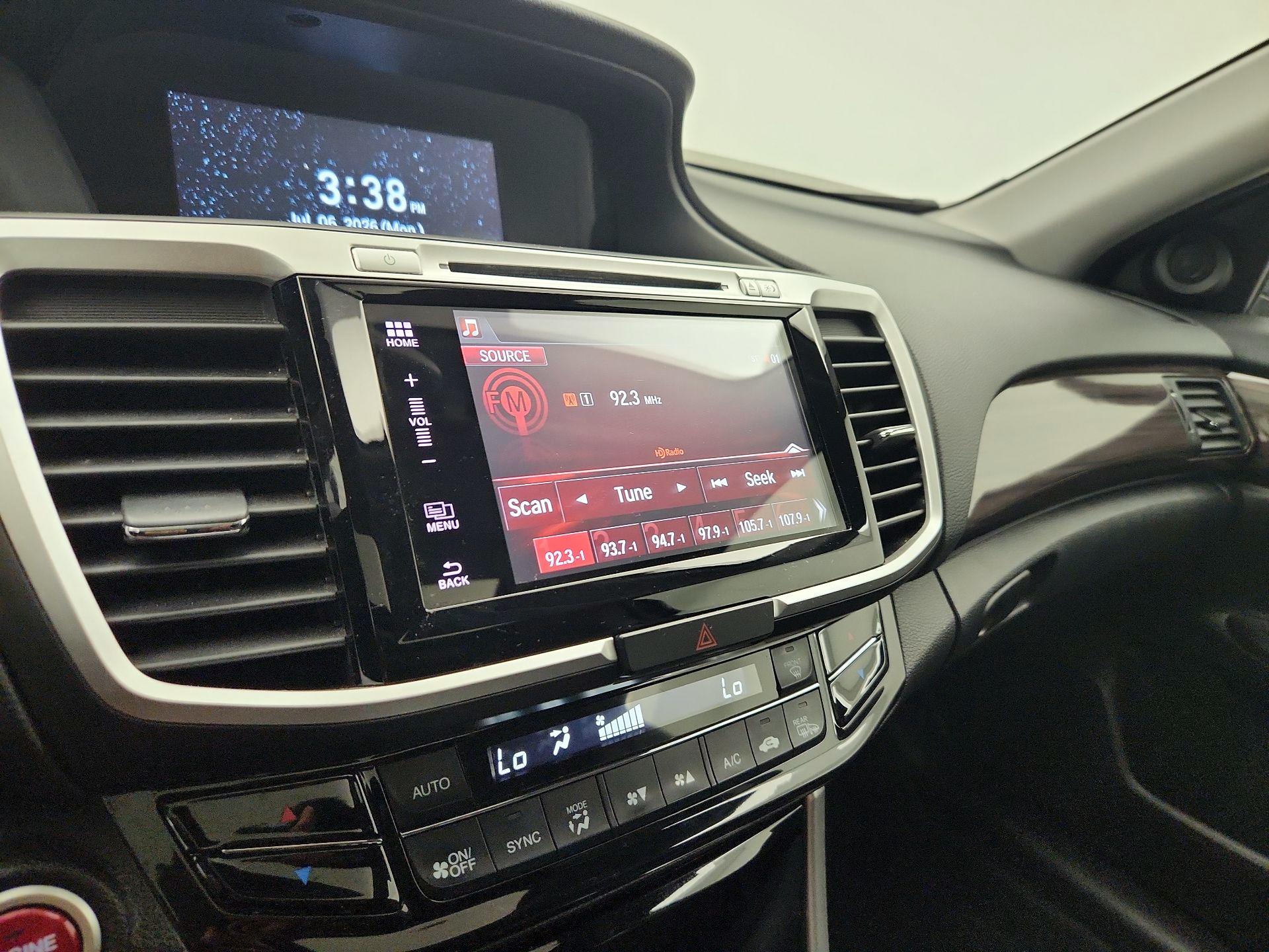 Thumbnail: 2017 Honda Accord - 14
